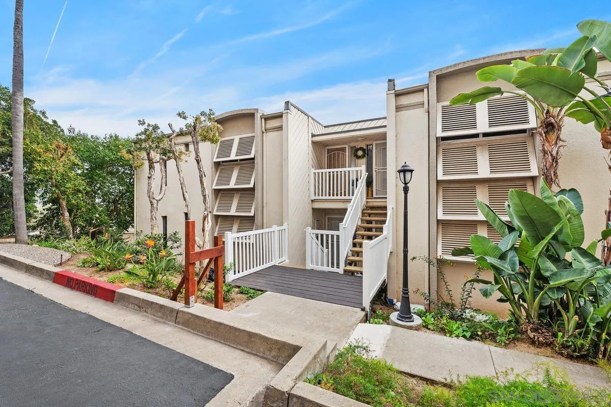 4013 Crown Point Dr Unit 2