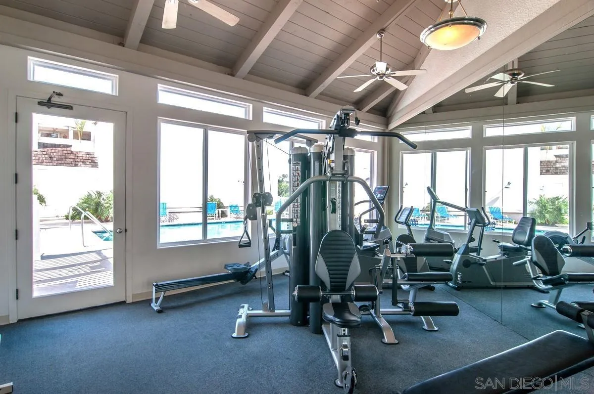4013 Crown Point Dr Unit 2