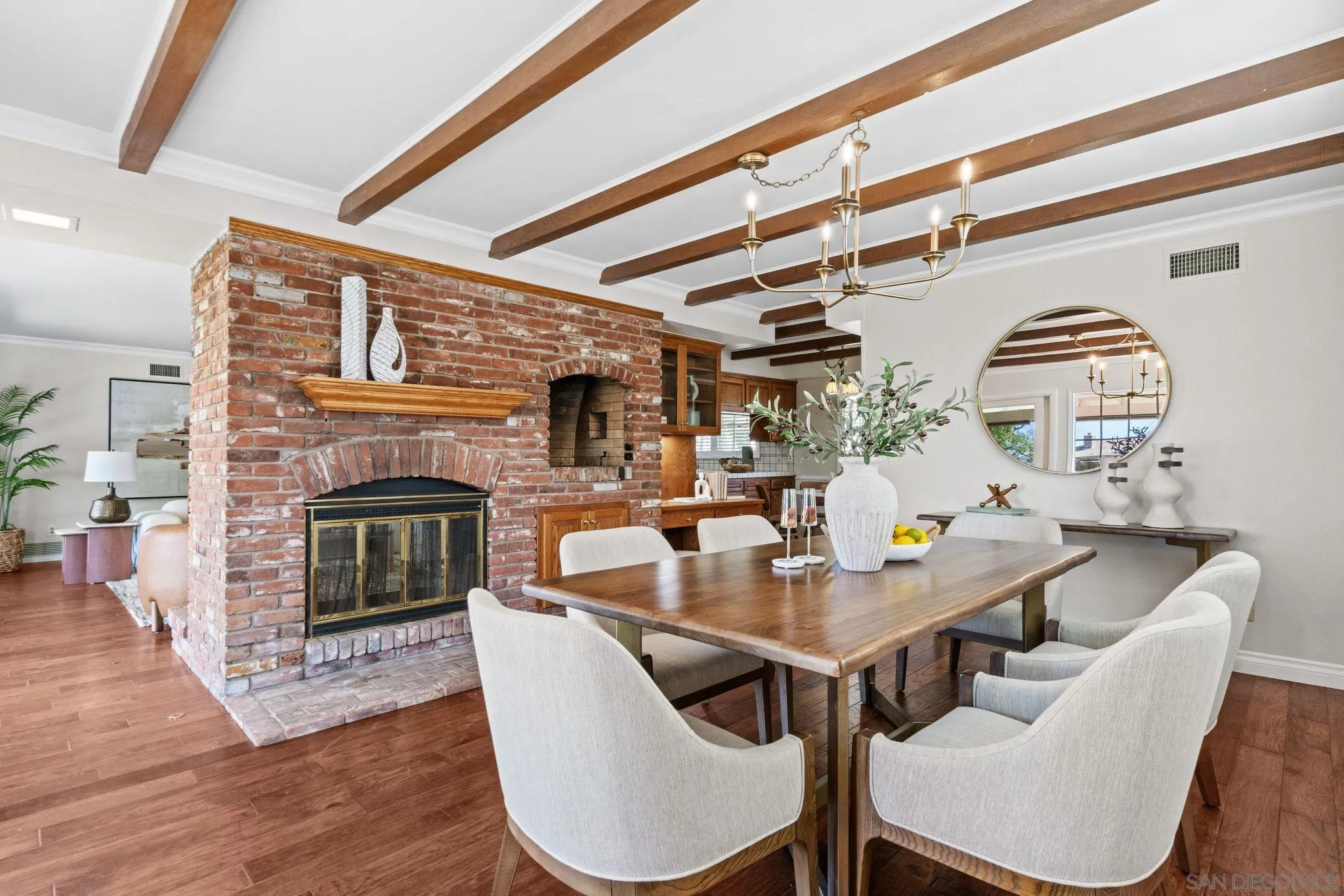 120 Landale Ln