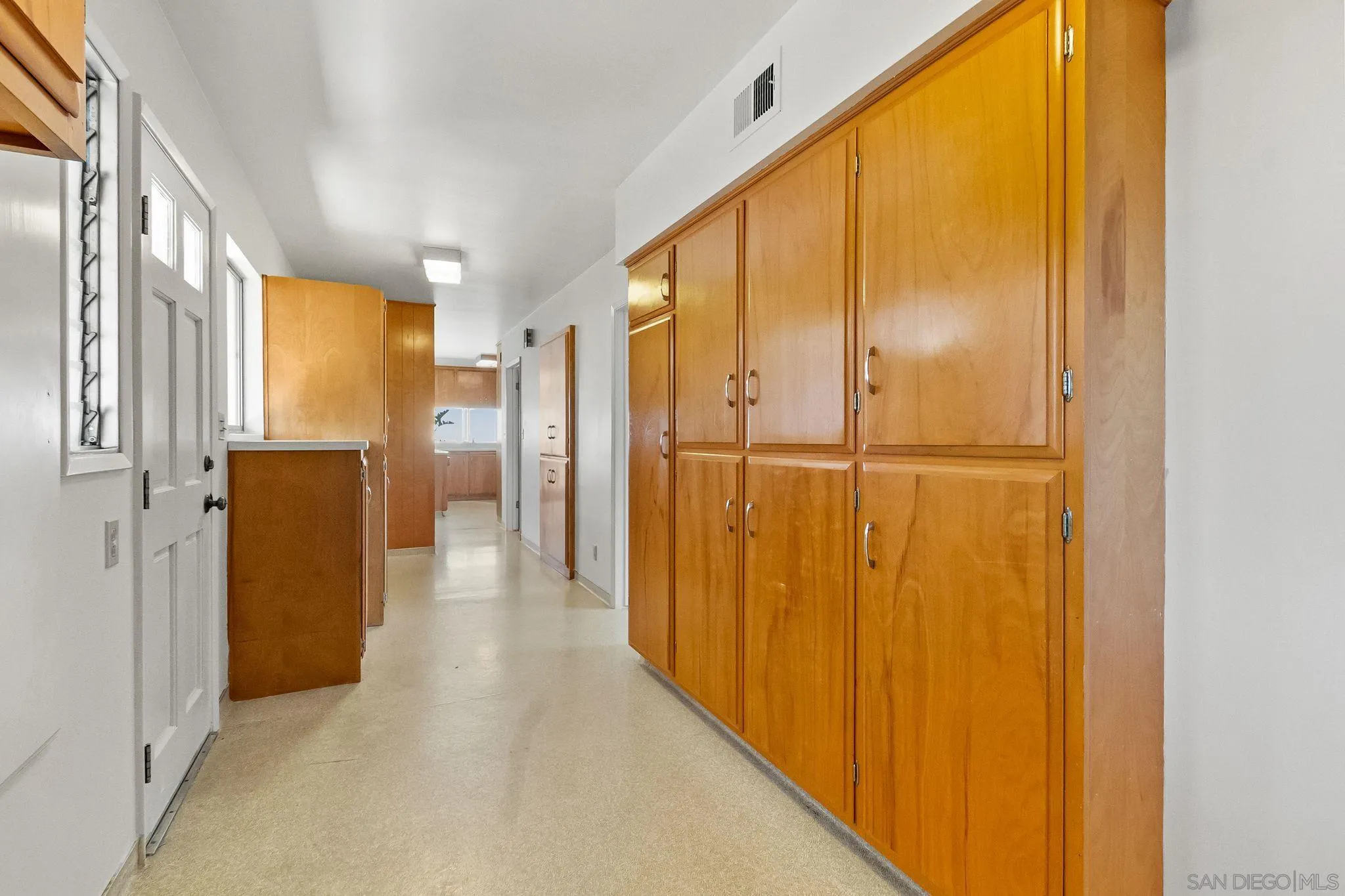 5868 Overlake Ave
