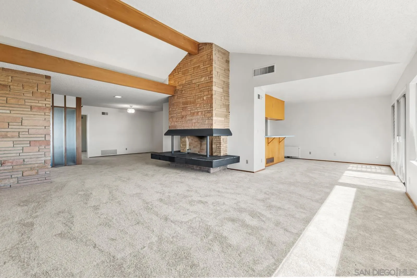 5868 Overlake Ave
