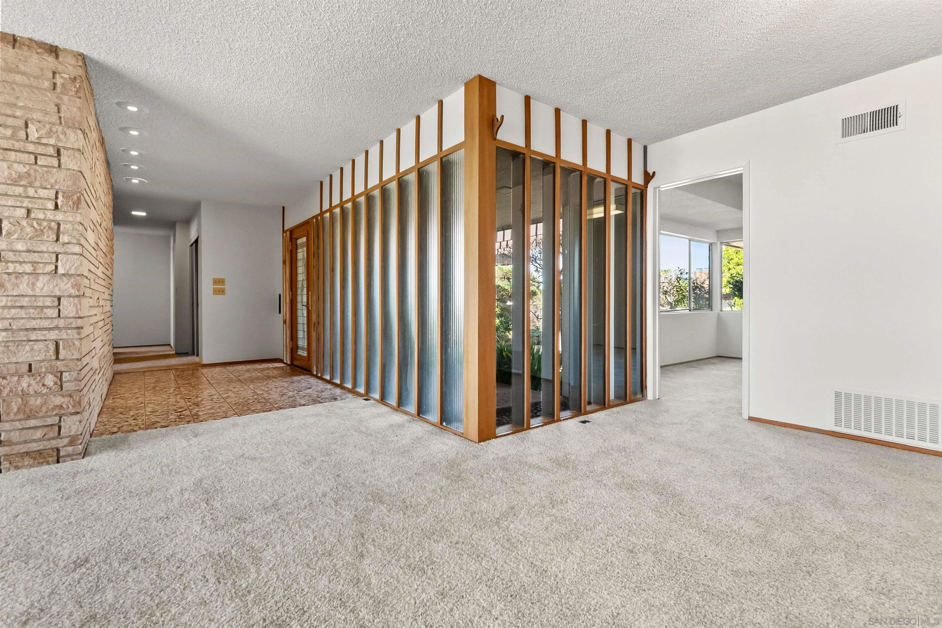 5868 Overlake Ave