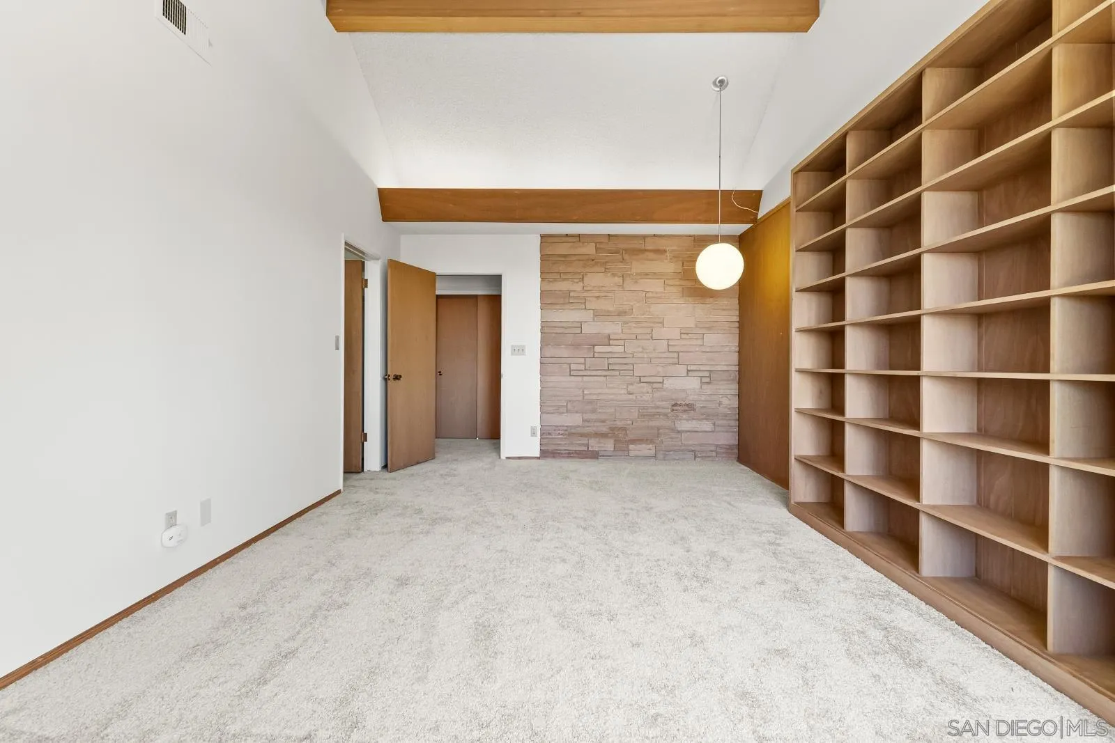 5868 Overlake Ave