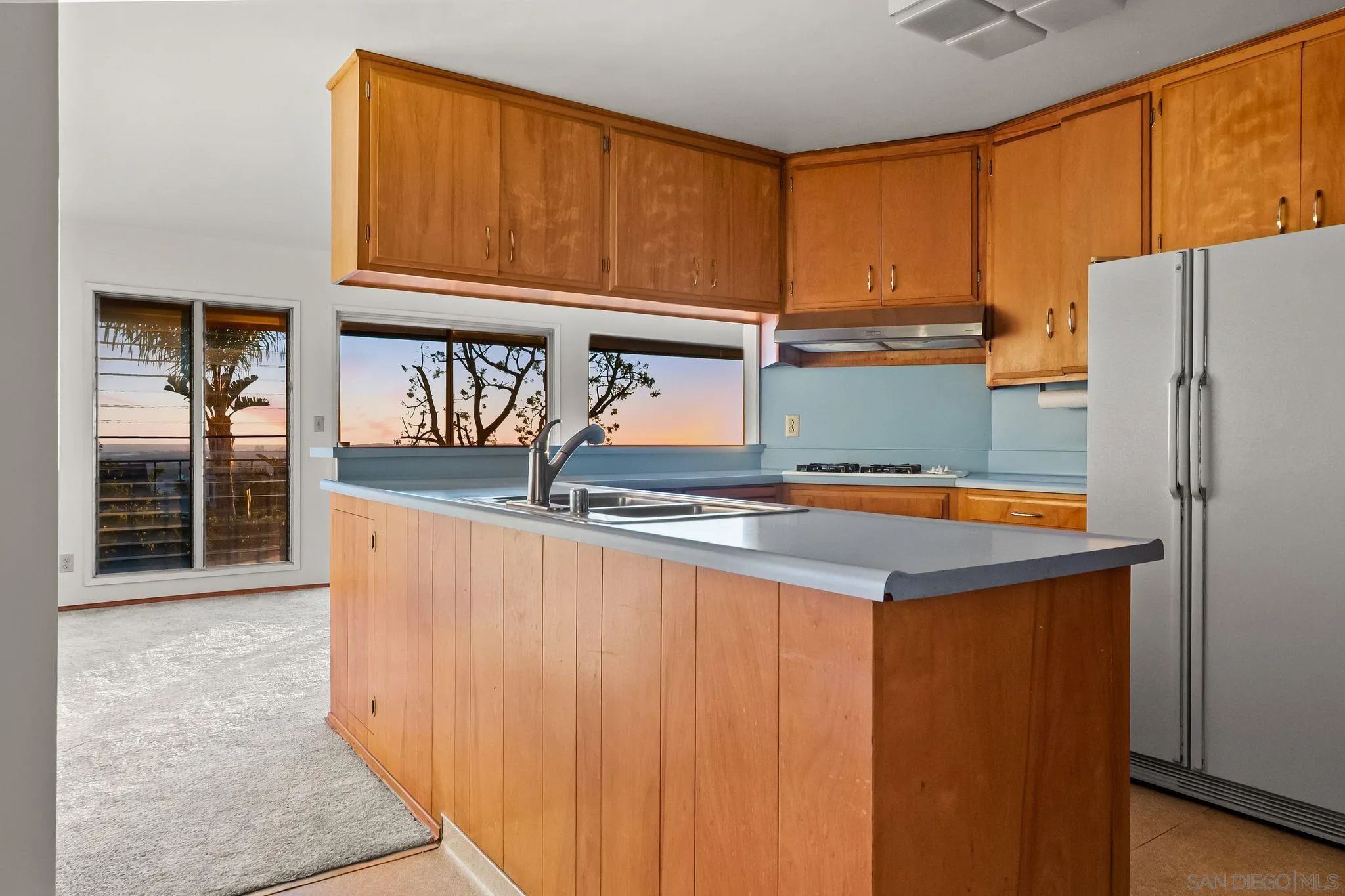 5868 Overlake Ave