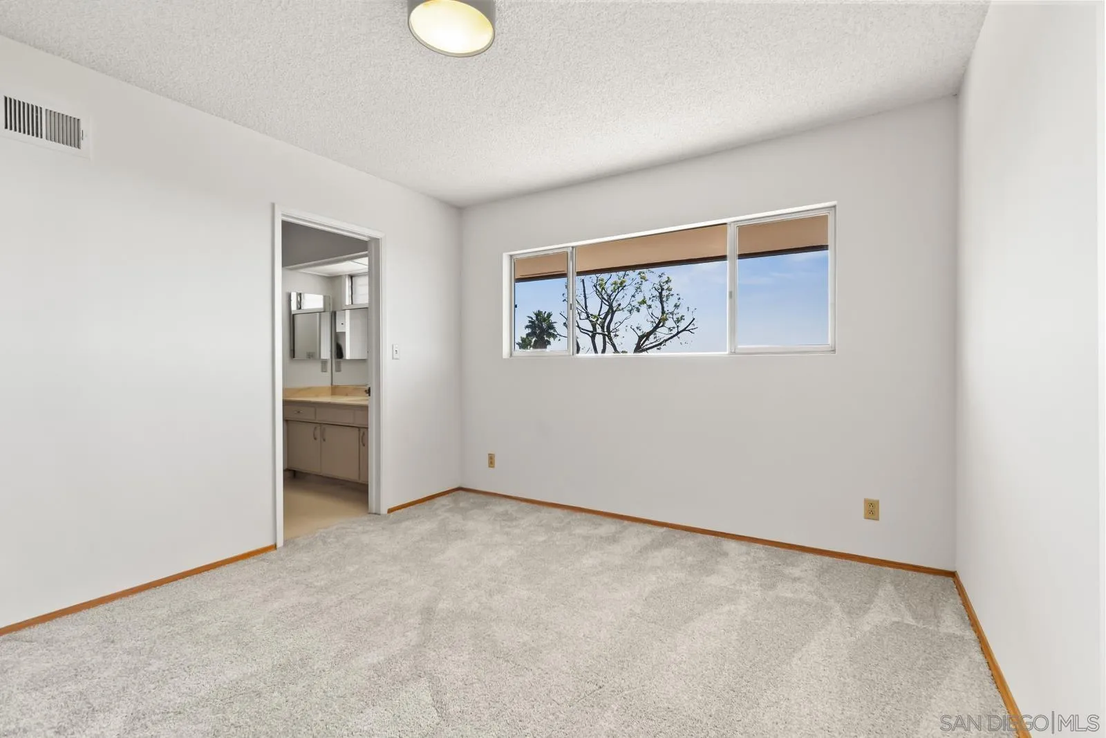 5868 Overlake Ave