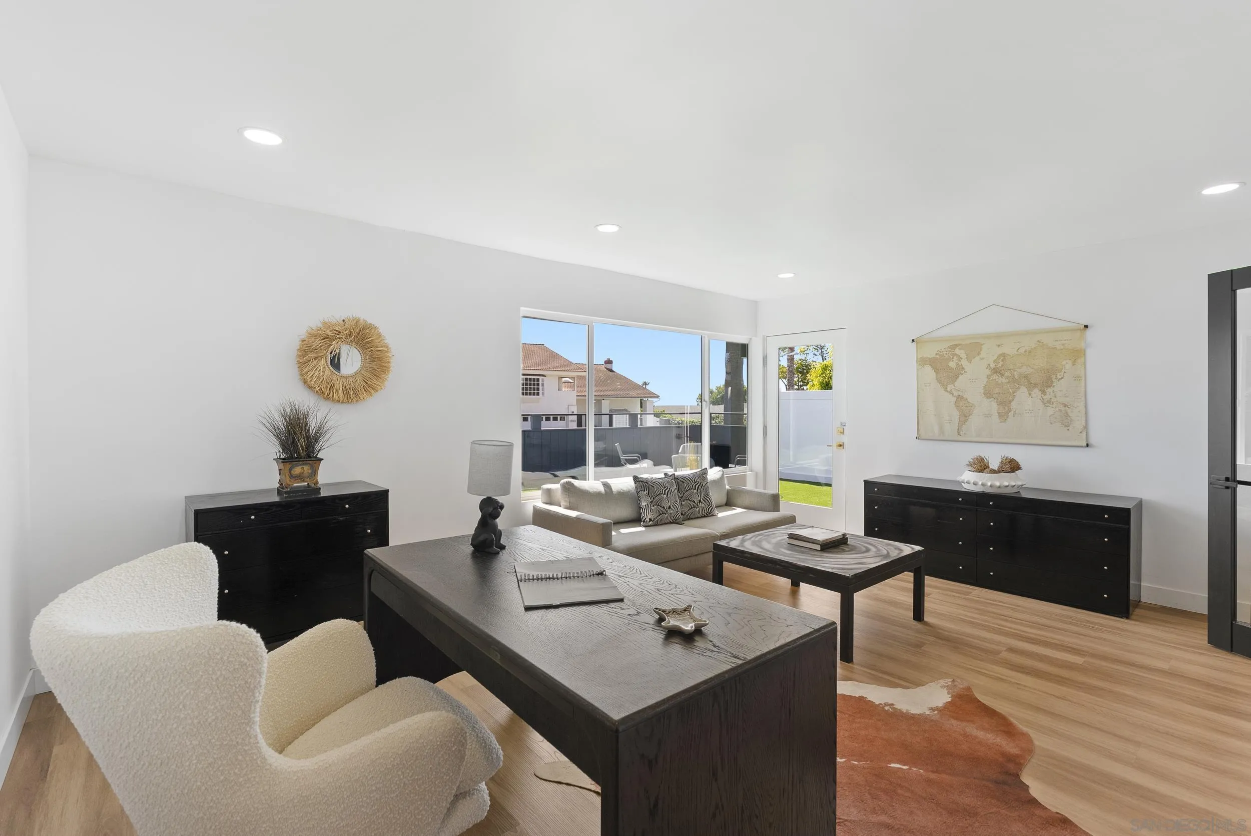 1110 Sea Village Dr