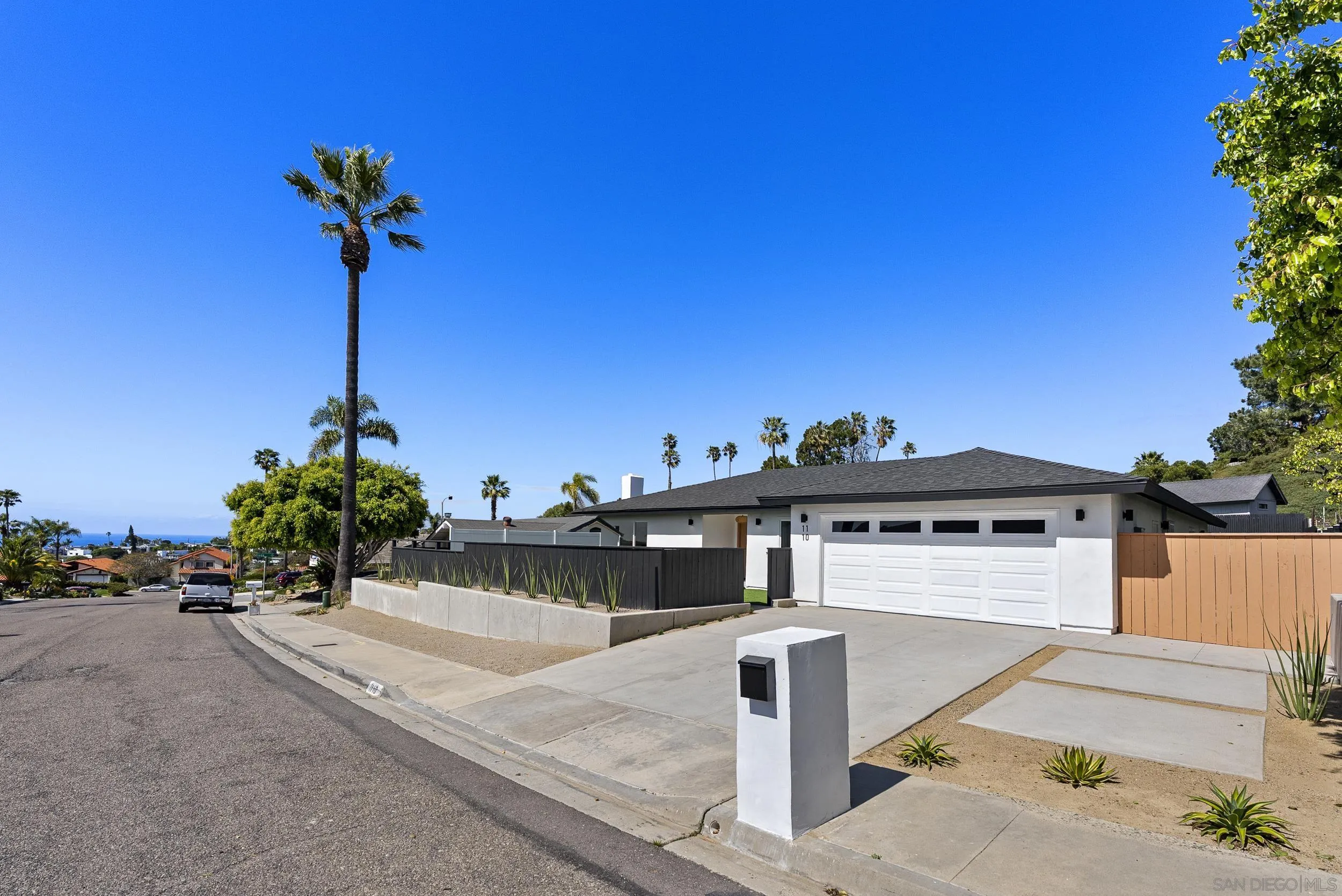 1110 Sea Village Dr