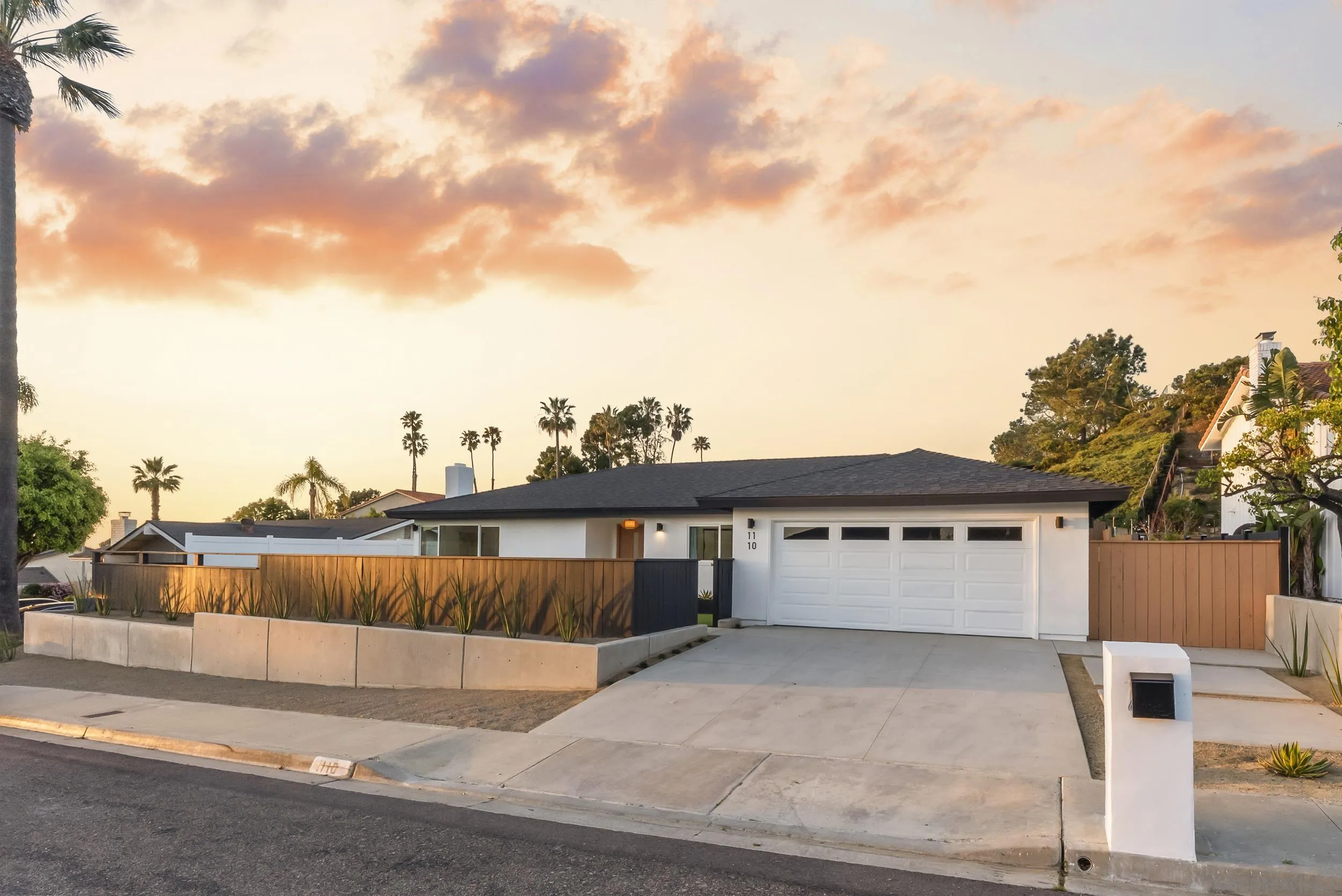 1110 Sea Village Dr