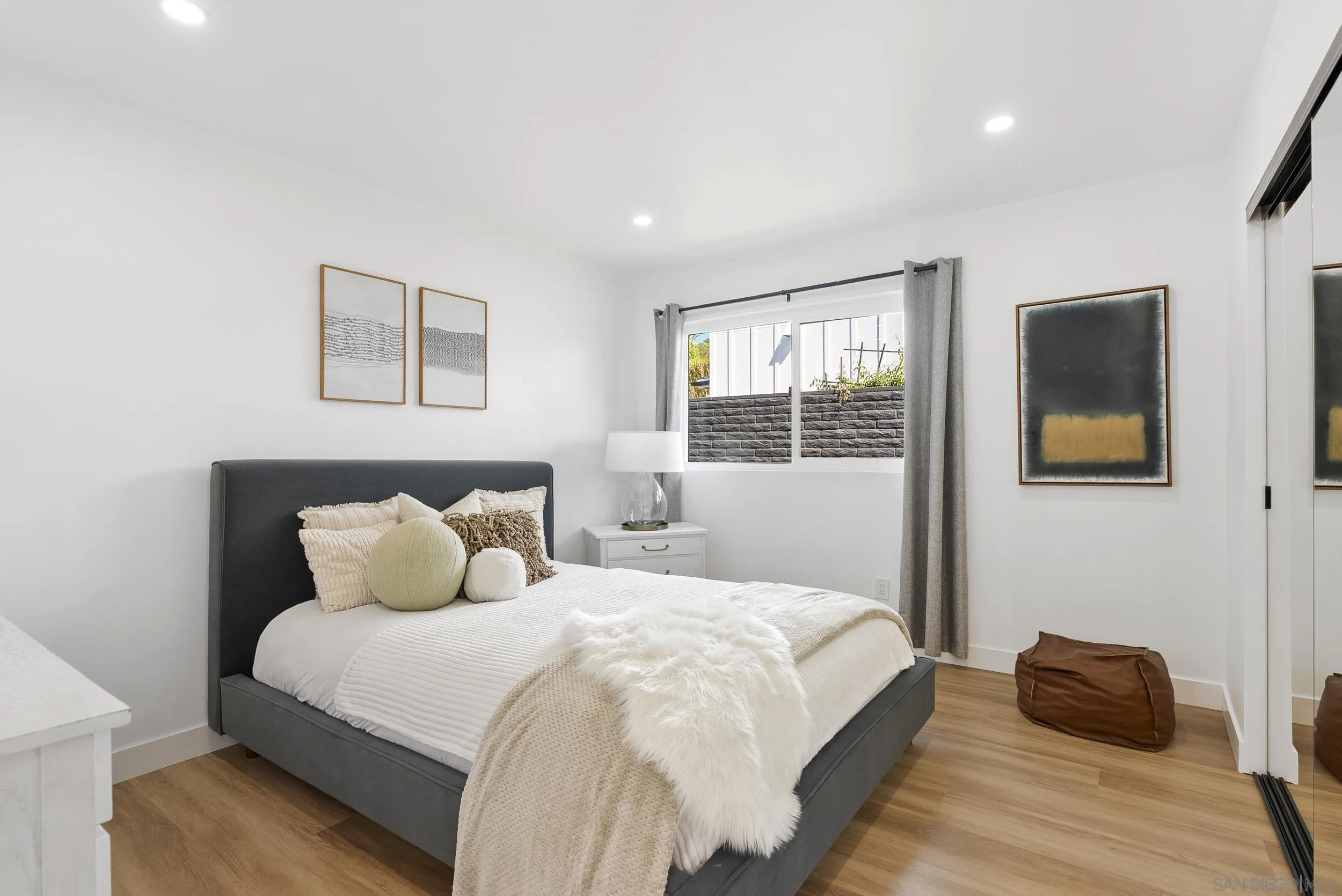 1110 Sea Village Dr
