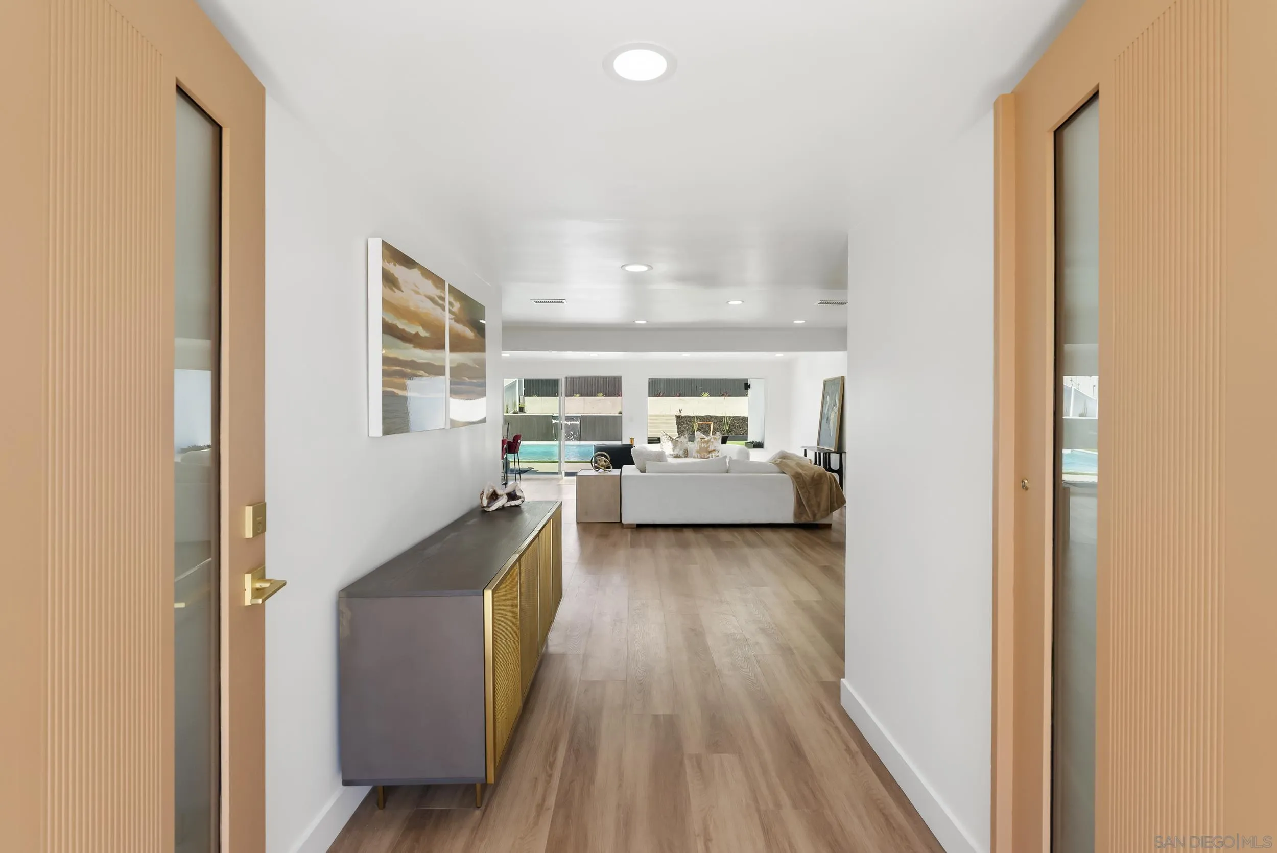 1110 Sea Village Dr