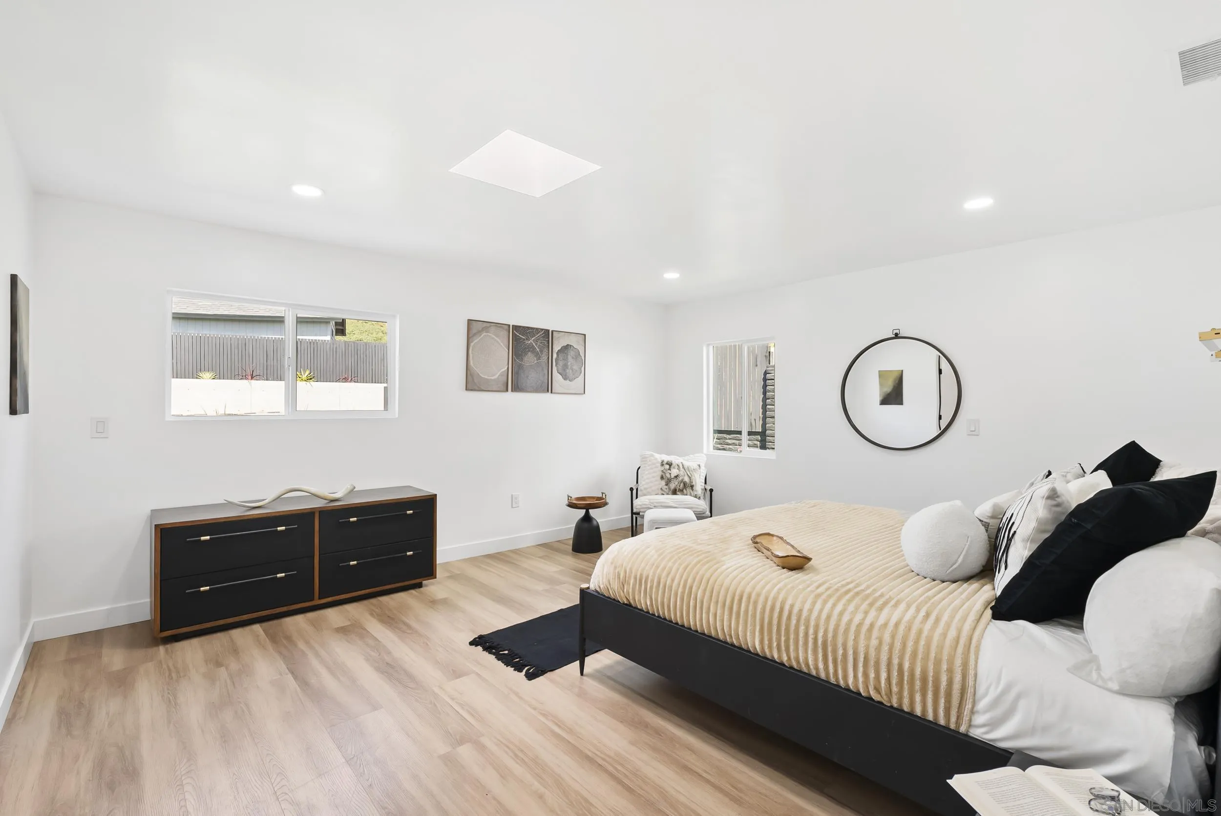 1110 Sea Village Dr