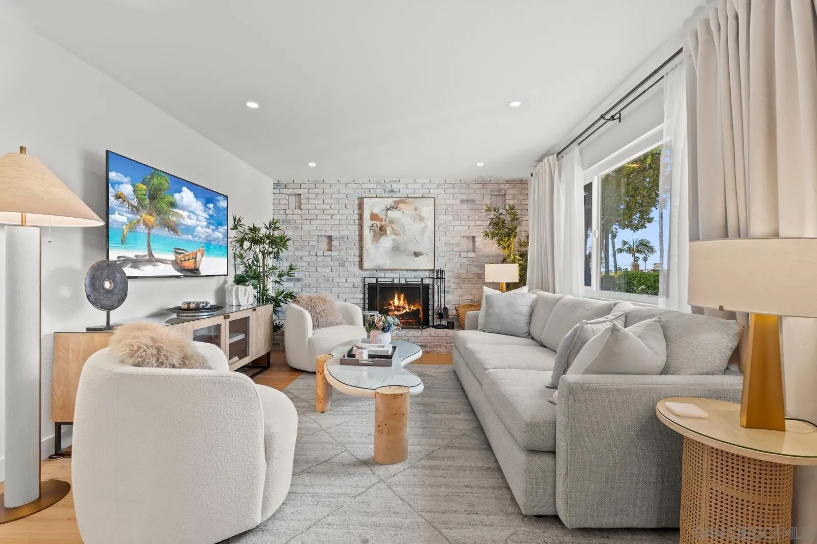 1221 Virginia Way