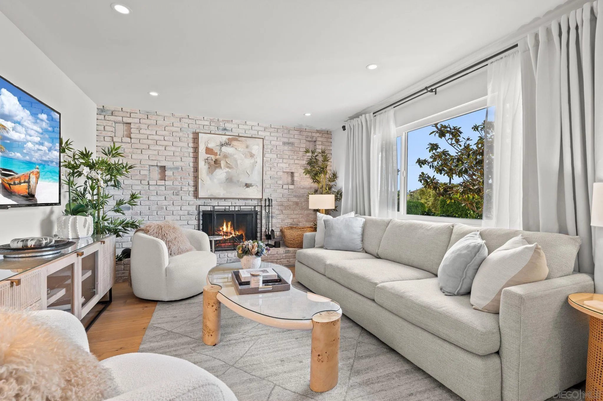 1221 Virginia Way