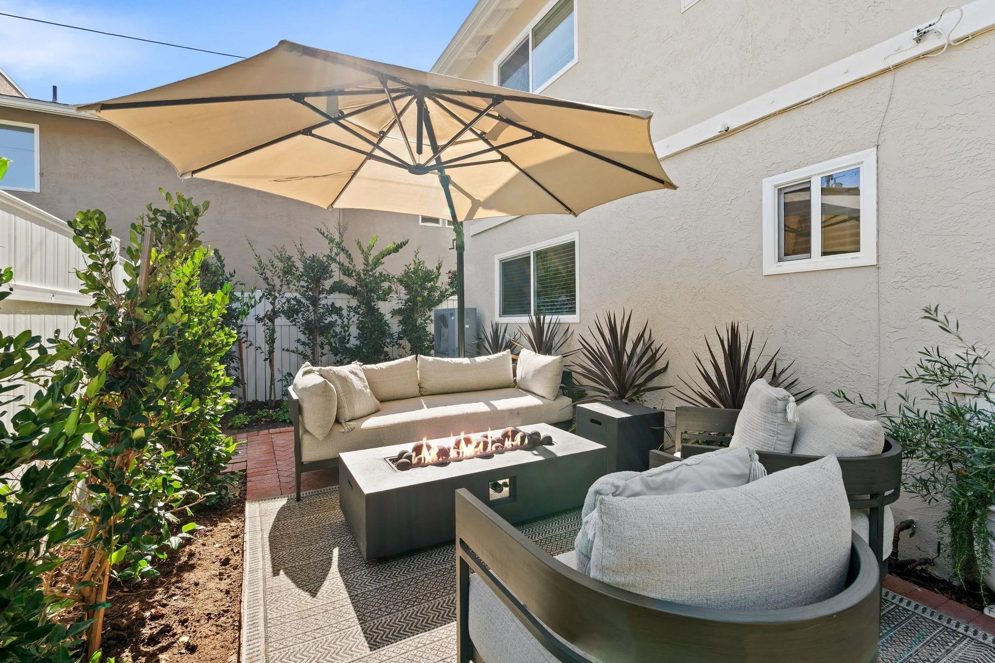 1221 Virginia Way
