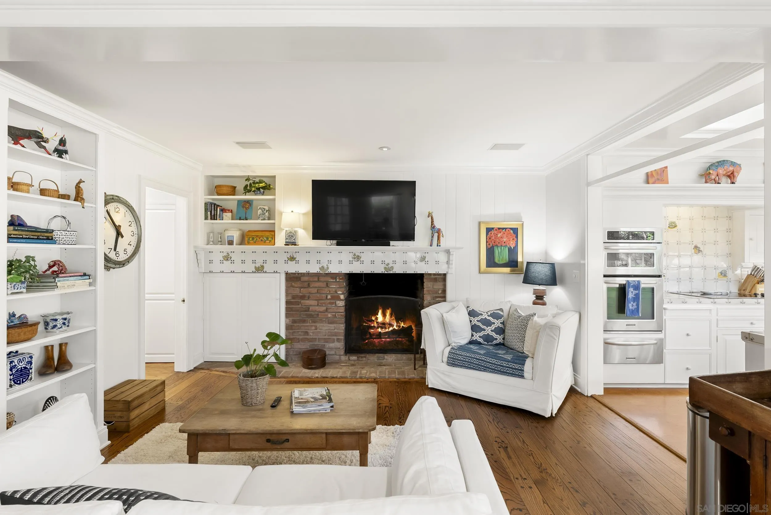 6021 Vista De La Mesa