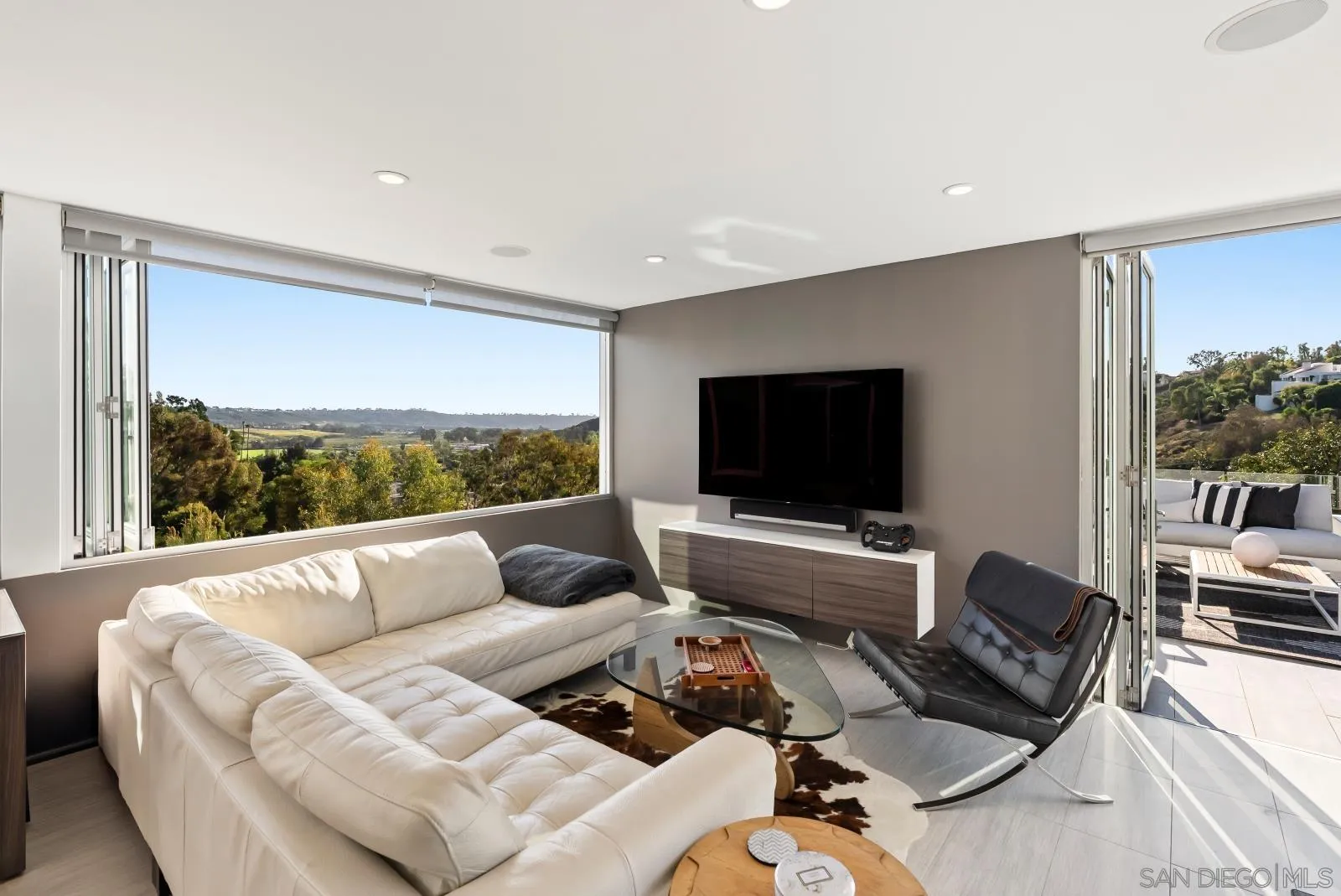 15045 Rancho Real
