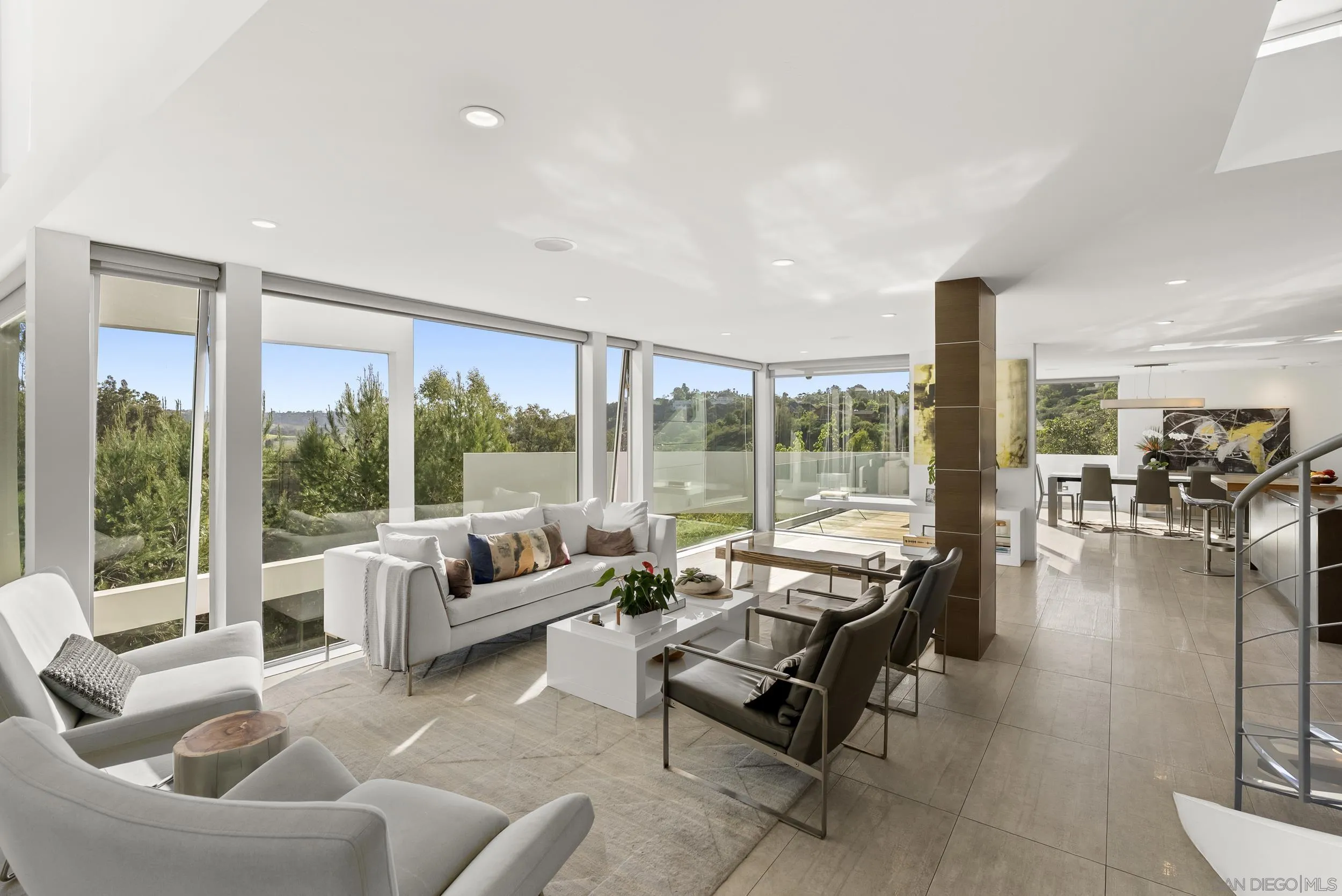 15045 Rancho Real