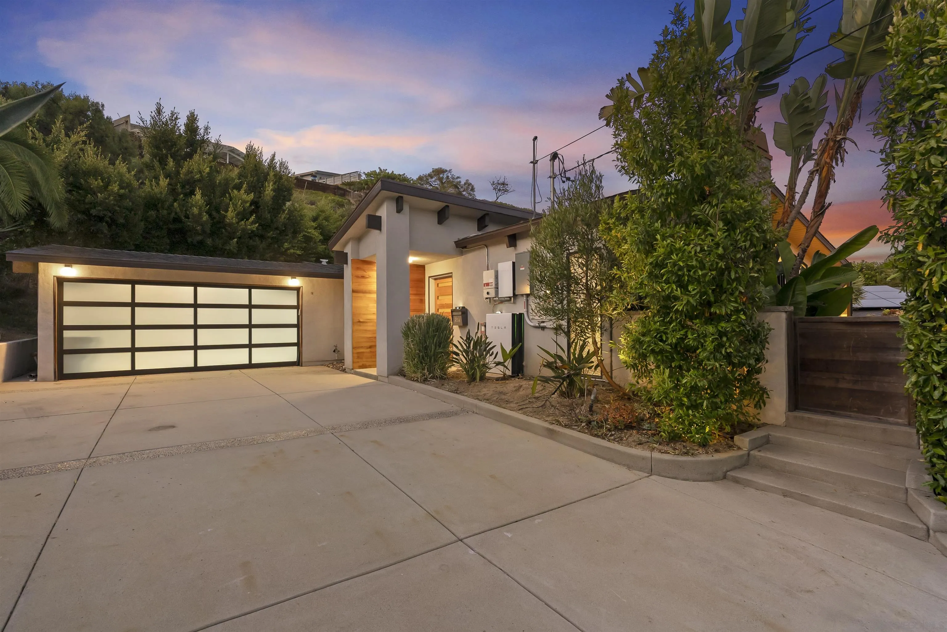 2554 San Anselmo St