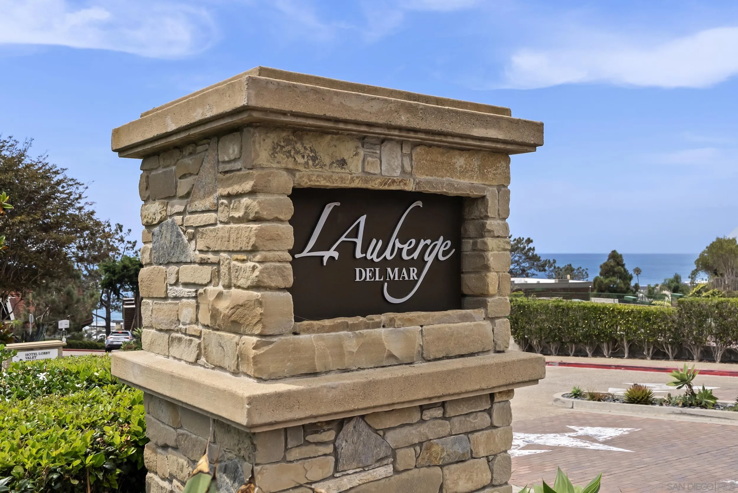 1562 Camino Del Mar Unit: 551