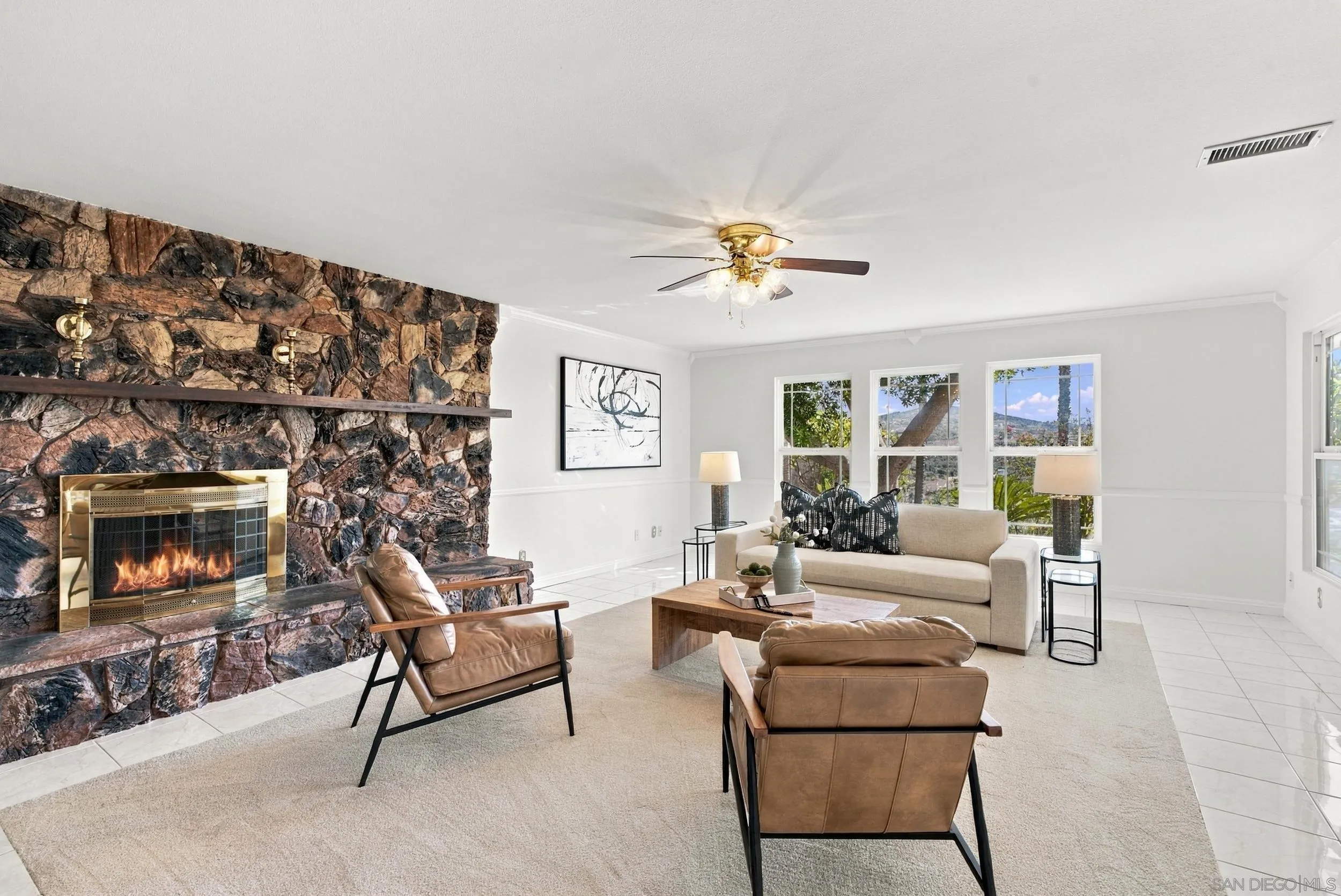3737 Sinclair Ln