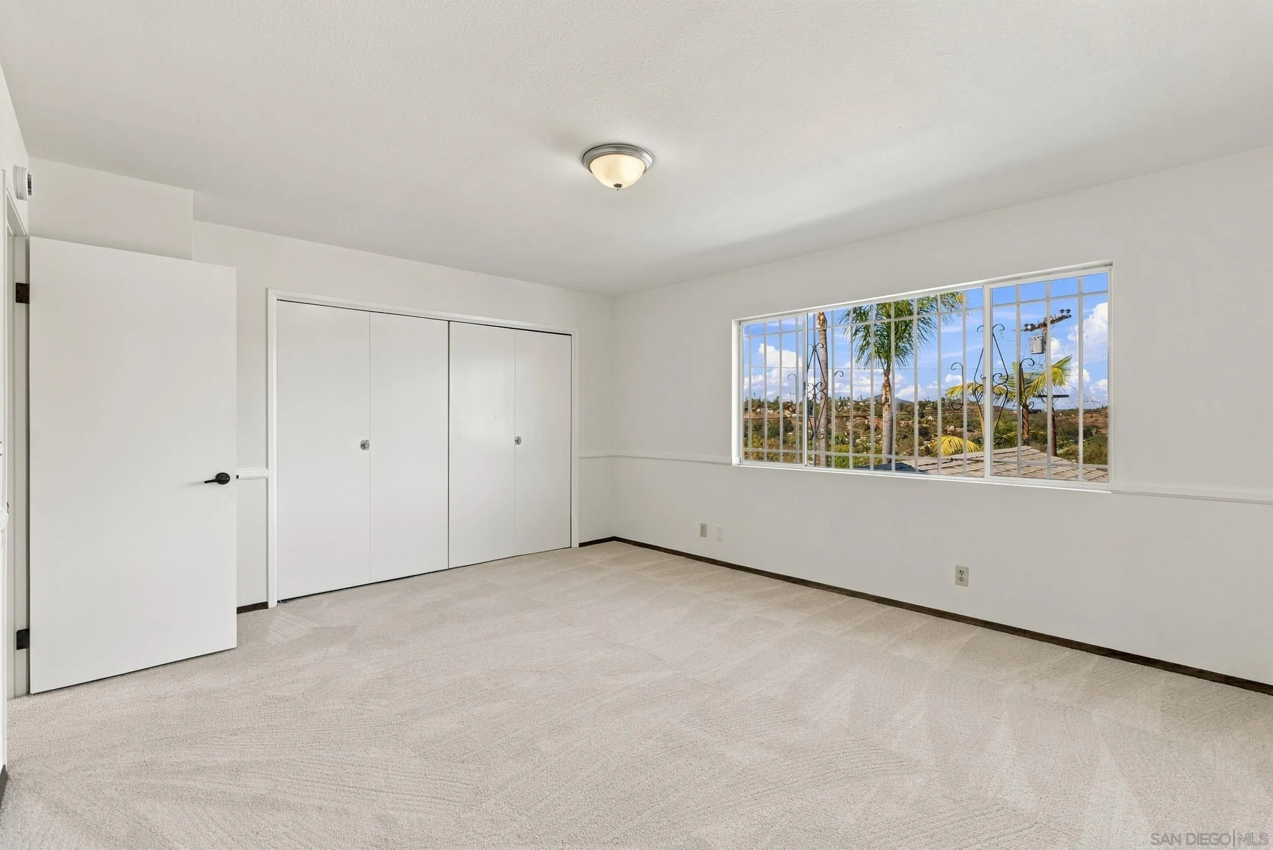 3737 Sinclair Ln