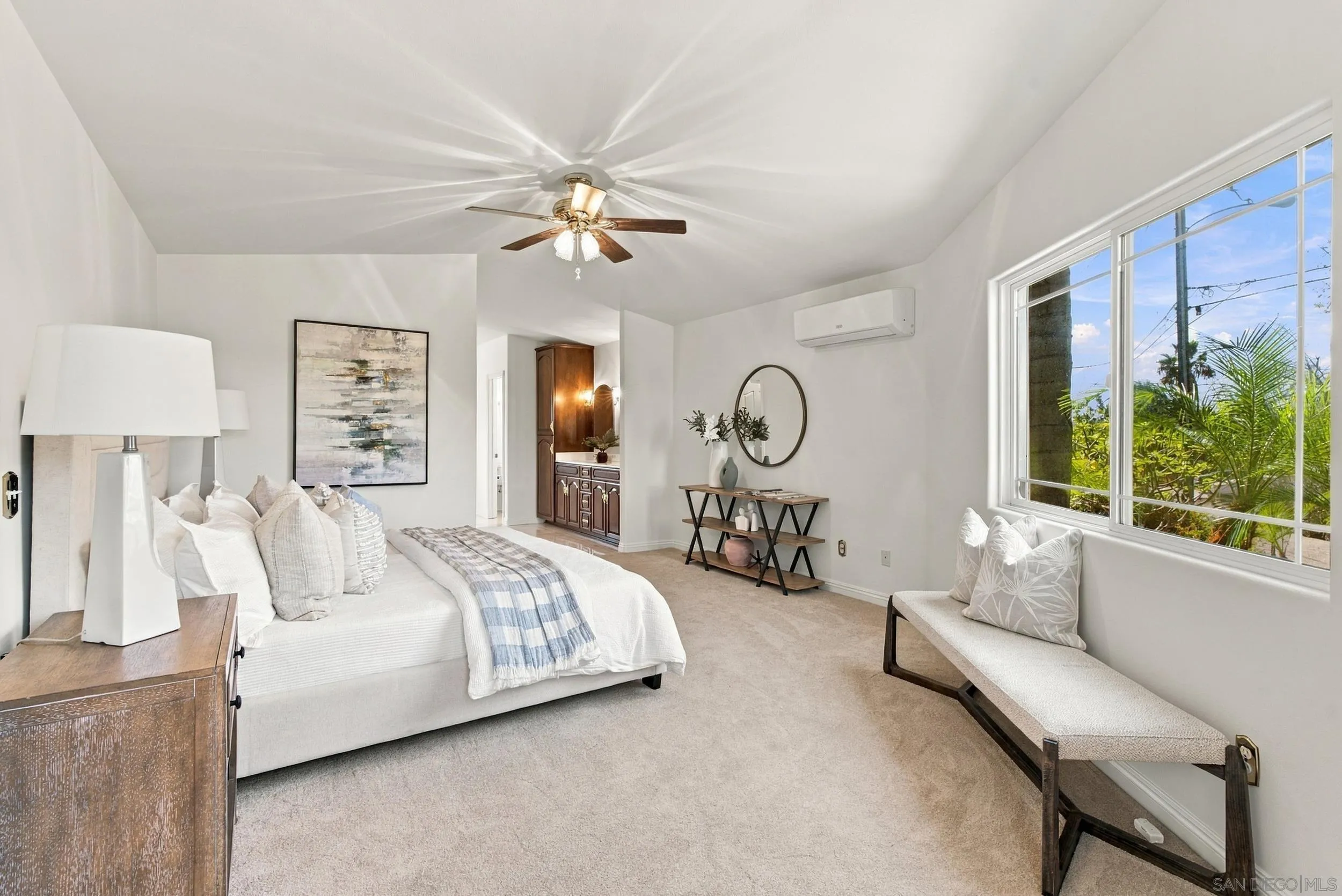 3737 Sinclair Ln