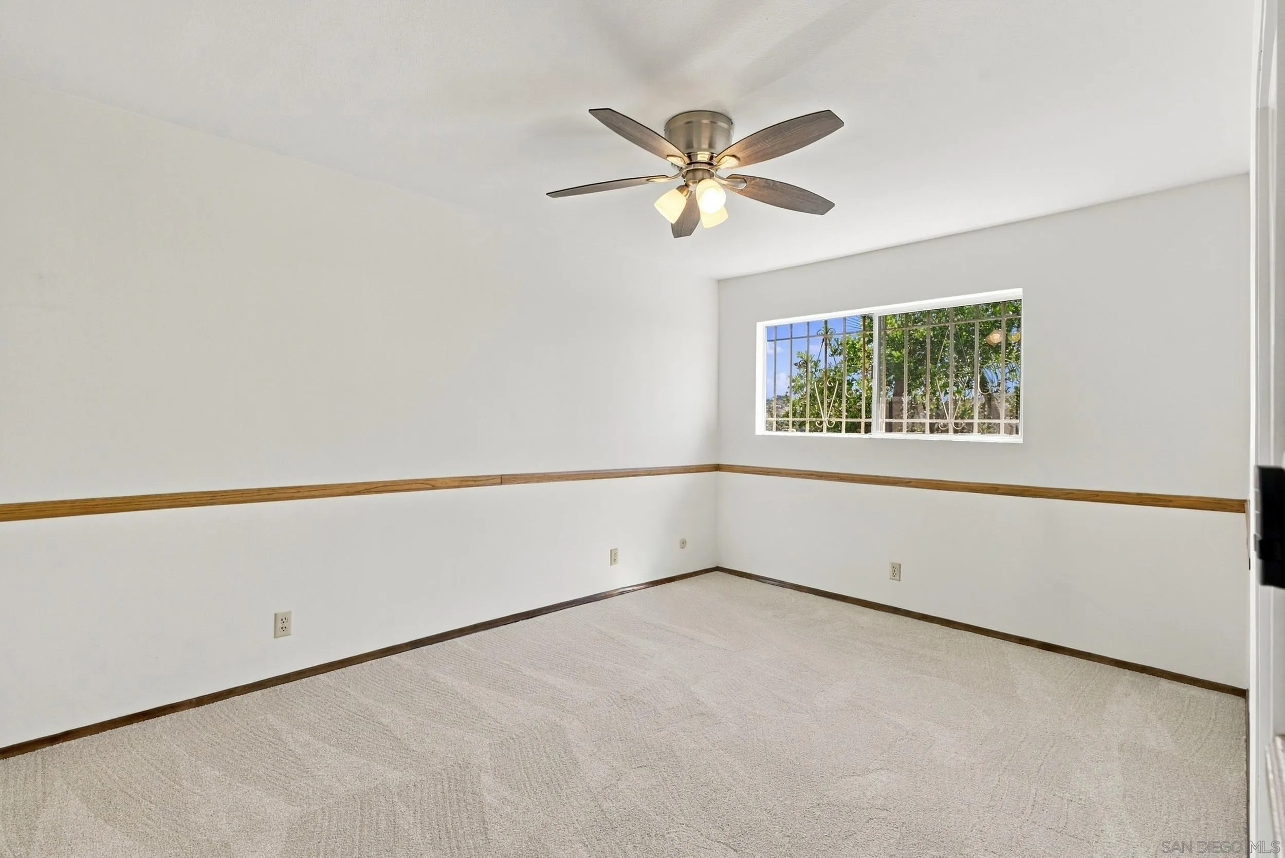 3737 Sinclair Ln
