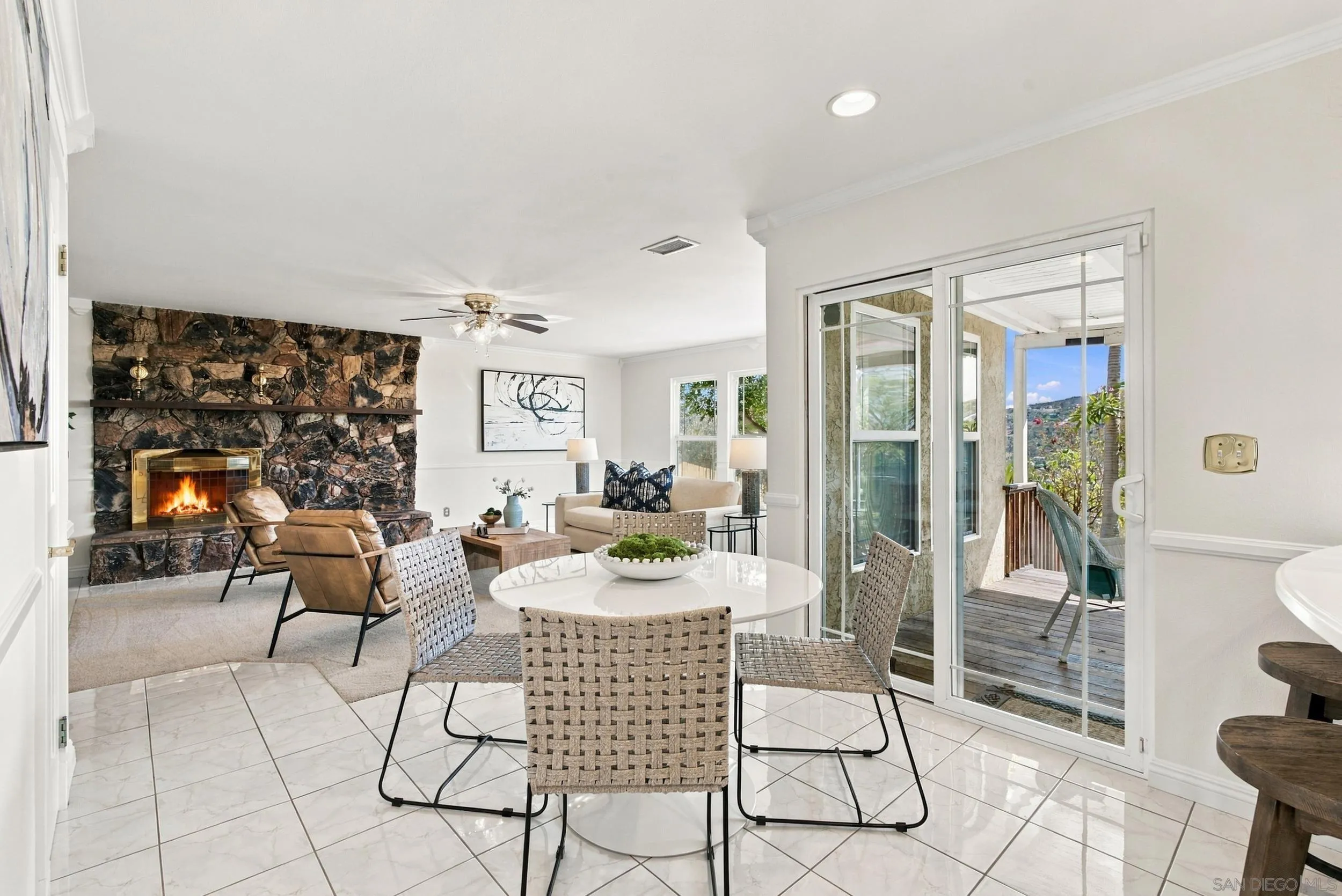 3737 Sinclair Ln