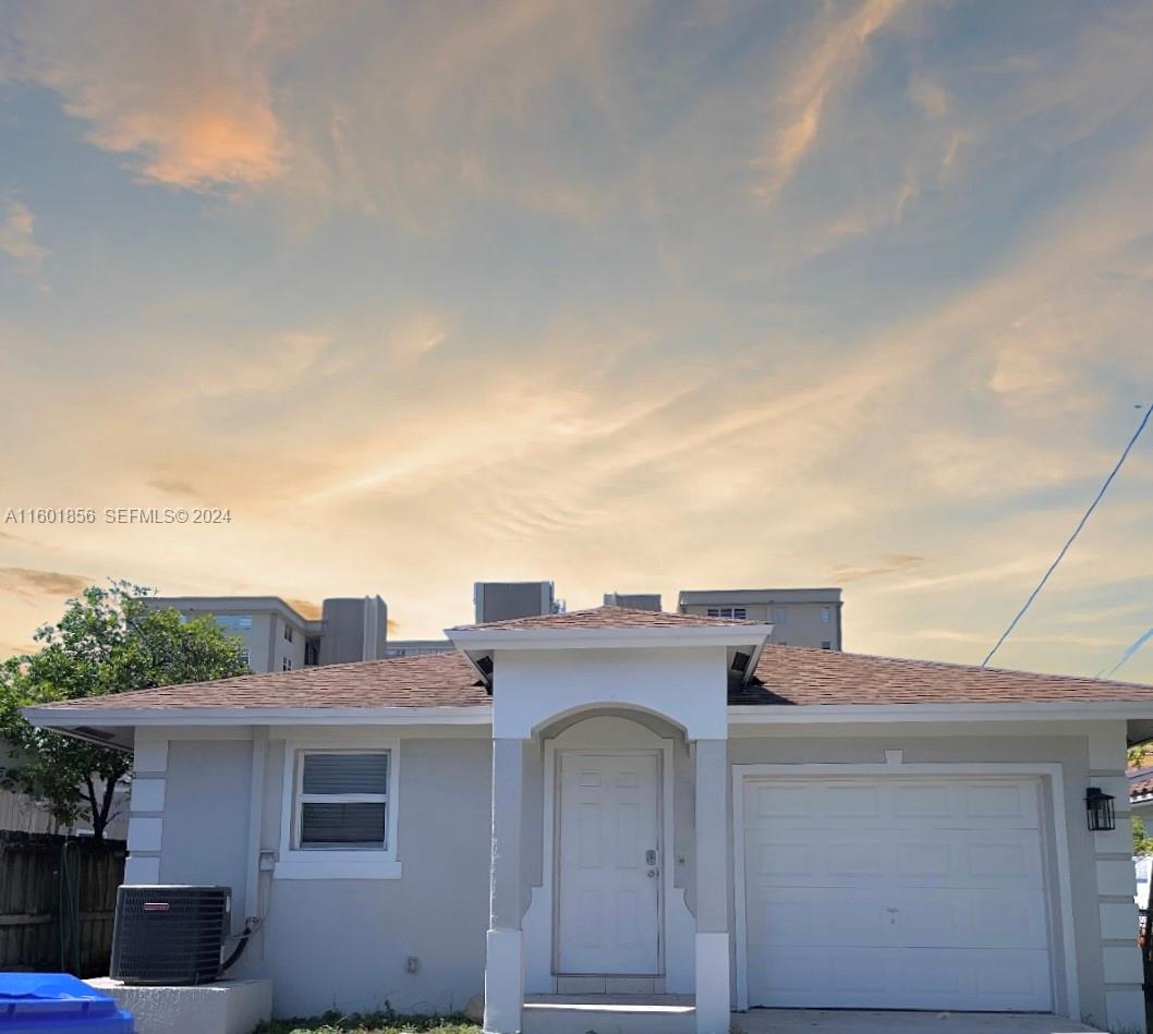 1814 Jefferson Street 2