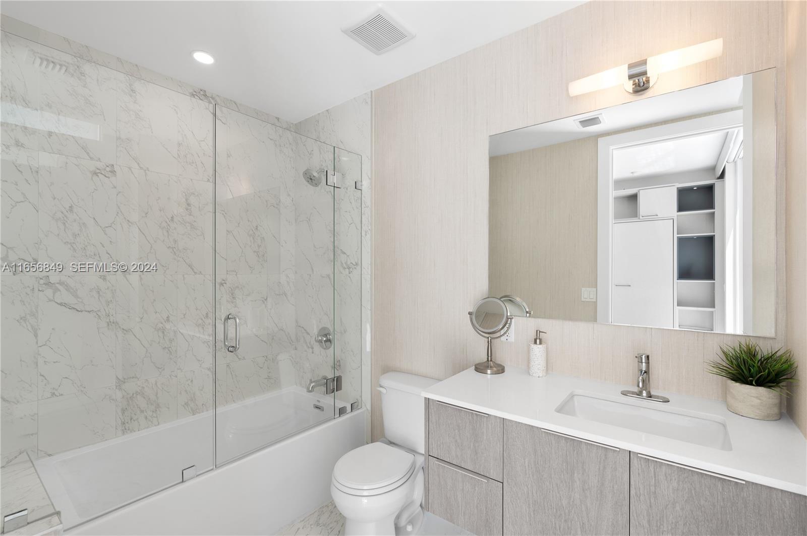 2895 NE 33rd Court 2B