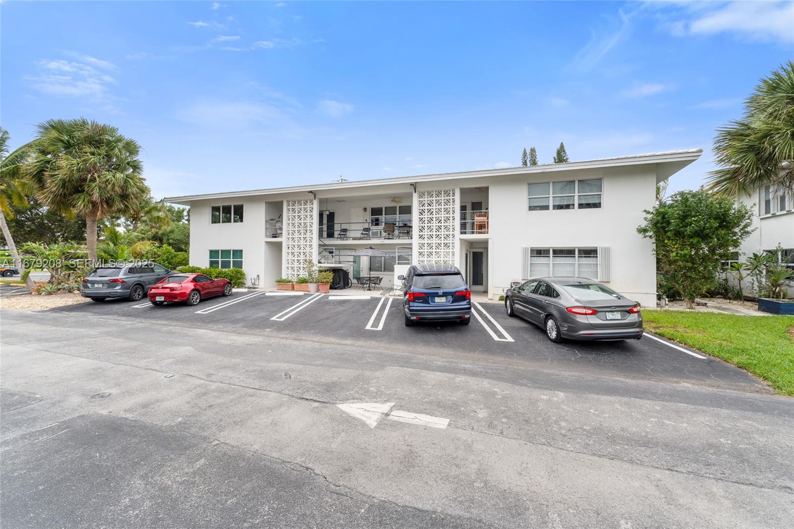 3205 Colony Club Road 2