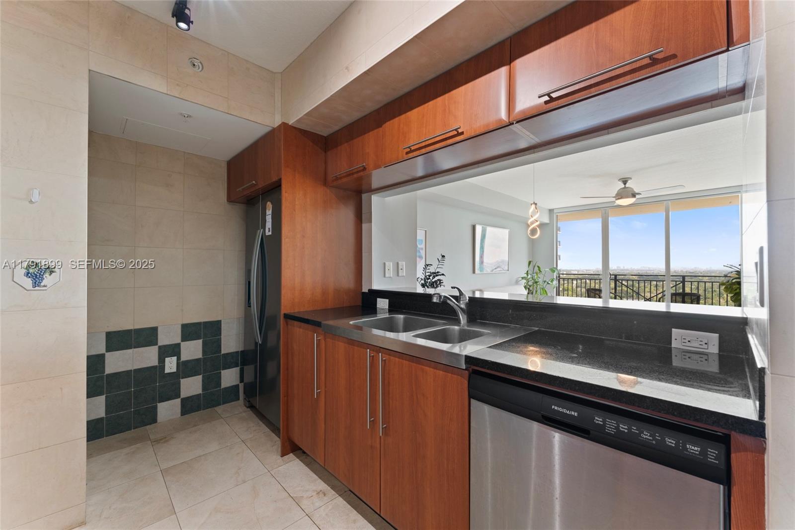610 W Las Olas Boulevard 1511N