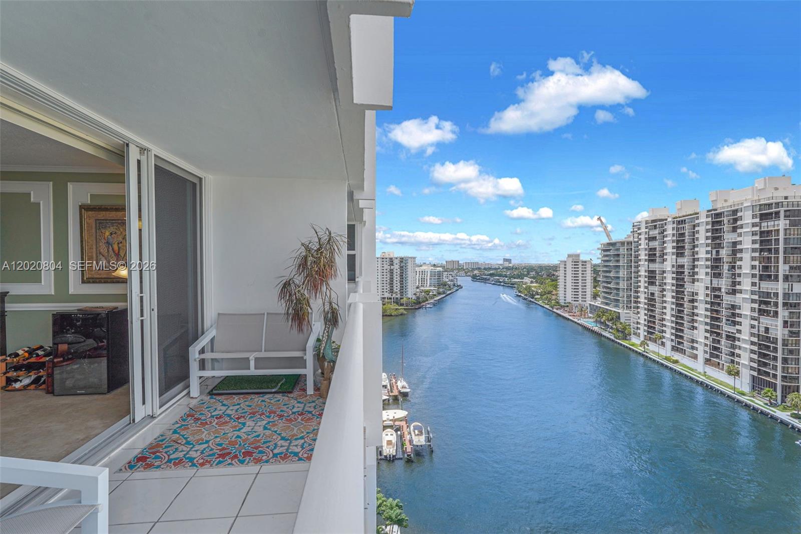 2800 E Sunrise Boulevard 17E