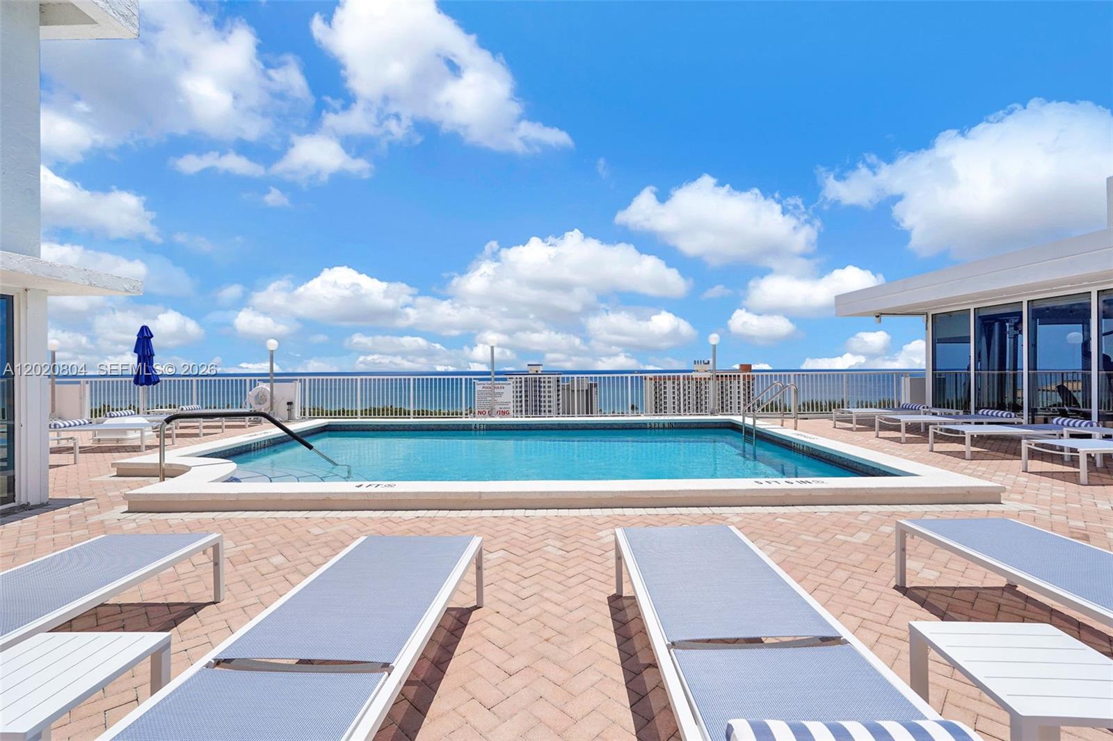 2800 E Sunrise Boulevard 17E