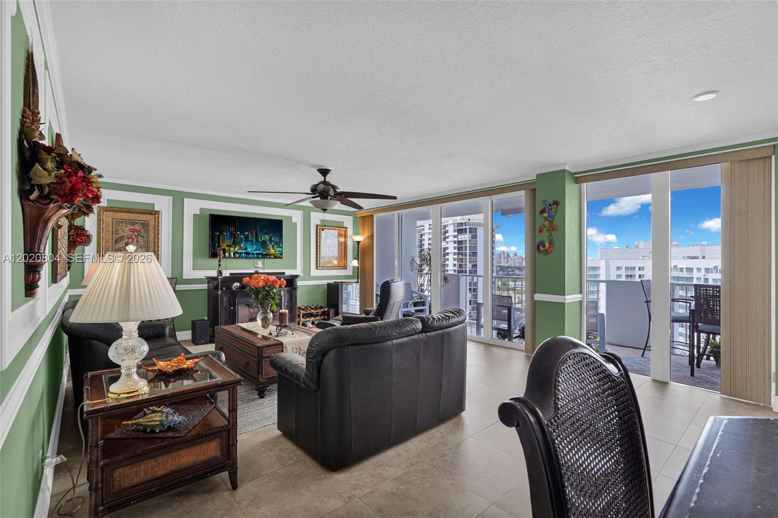 2800 E Sunrise Boulevard 17E