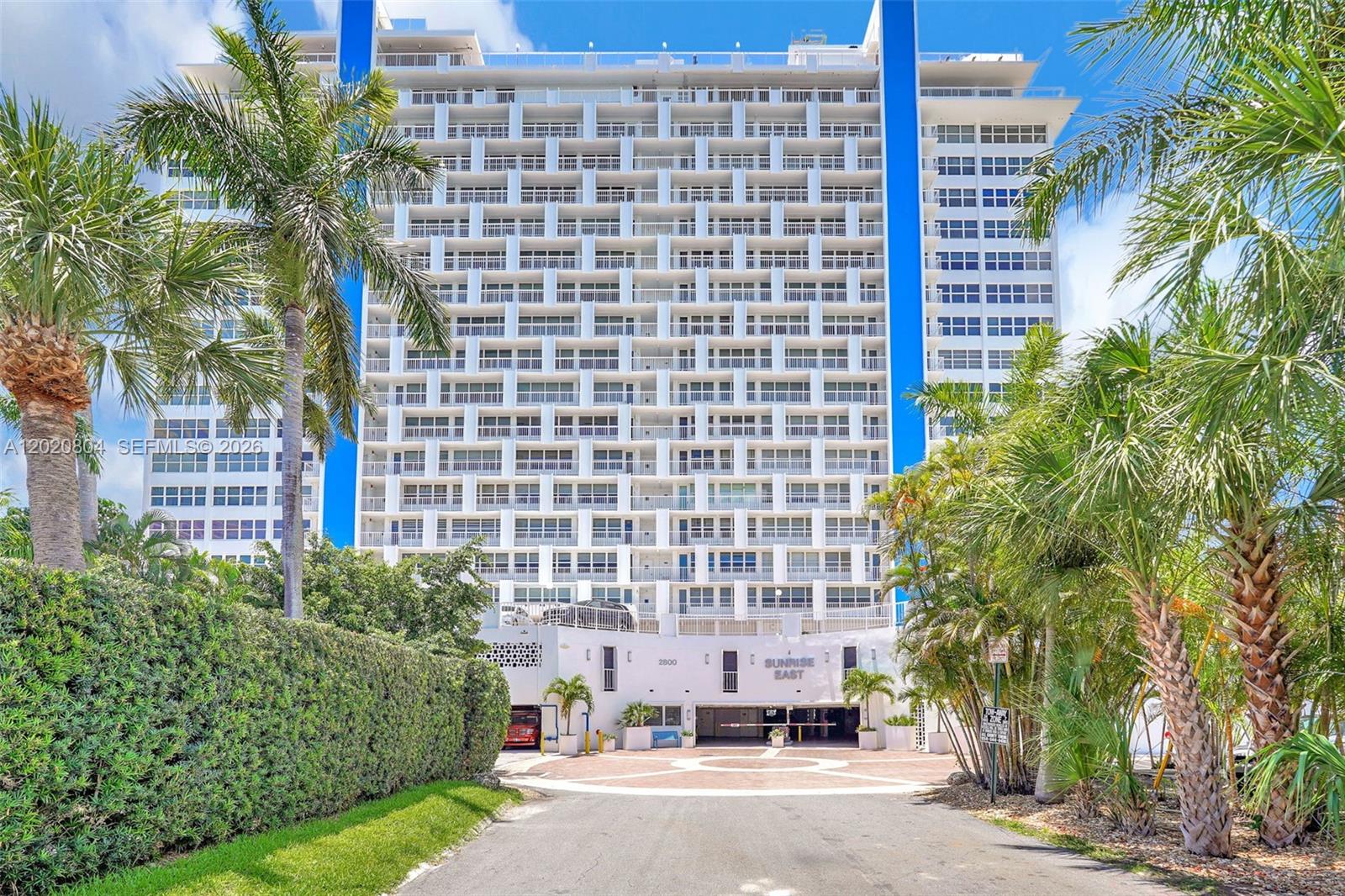 2800 E Sunrise Boulevard 17E