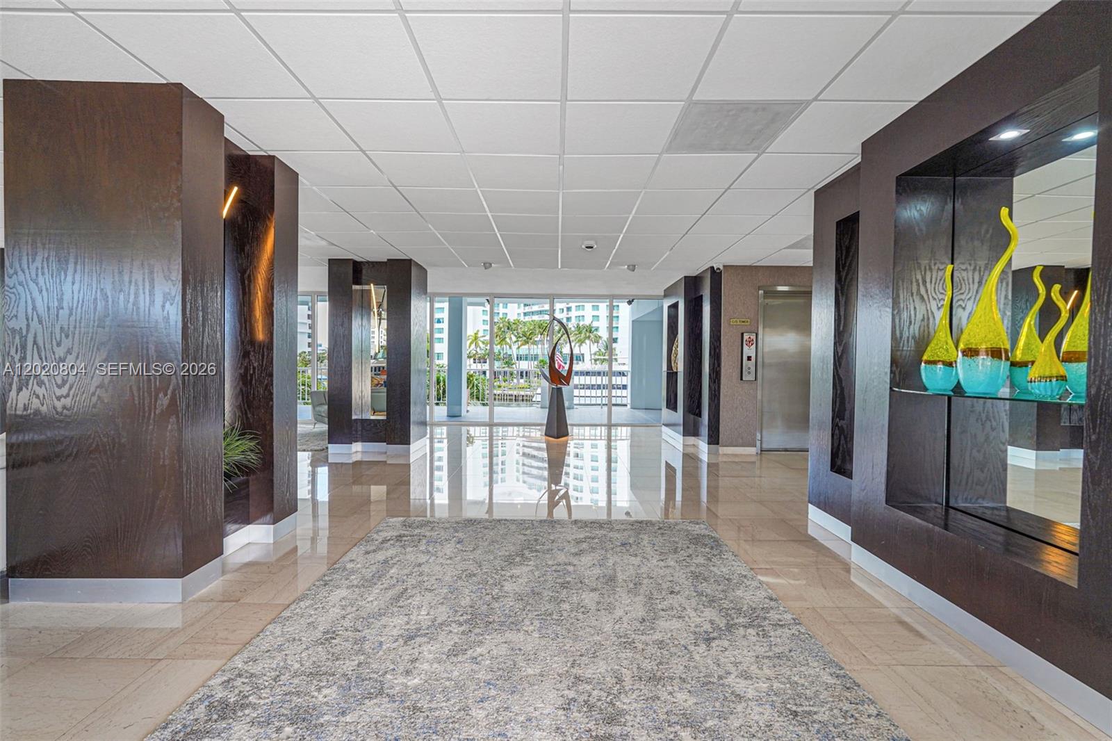 2800 E Sunrise Boulevard 17E