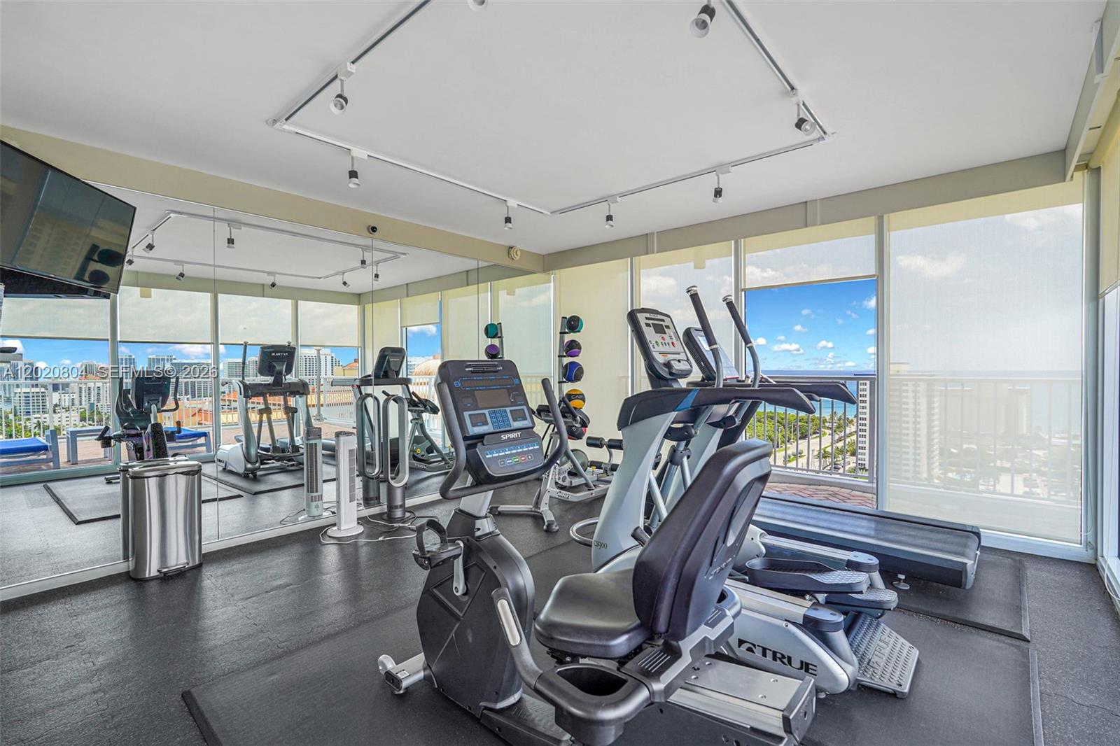 2800 E Sunrise Boulevard 17E