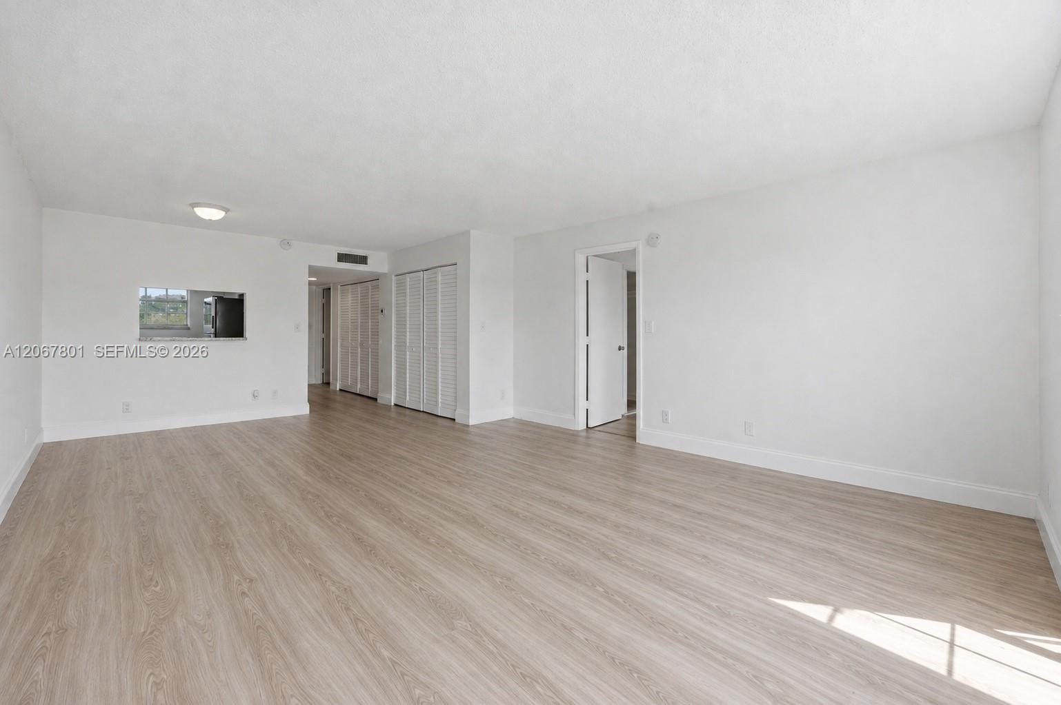 2520 N Andrews Avenue 305