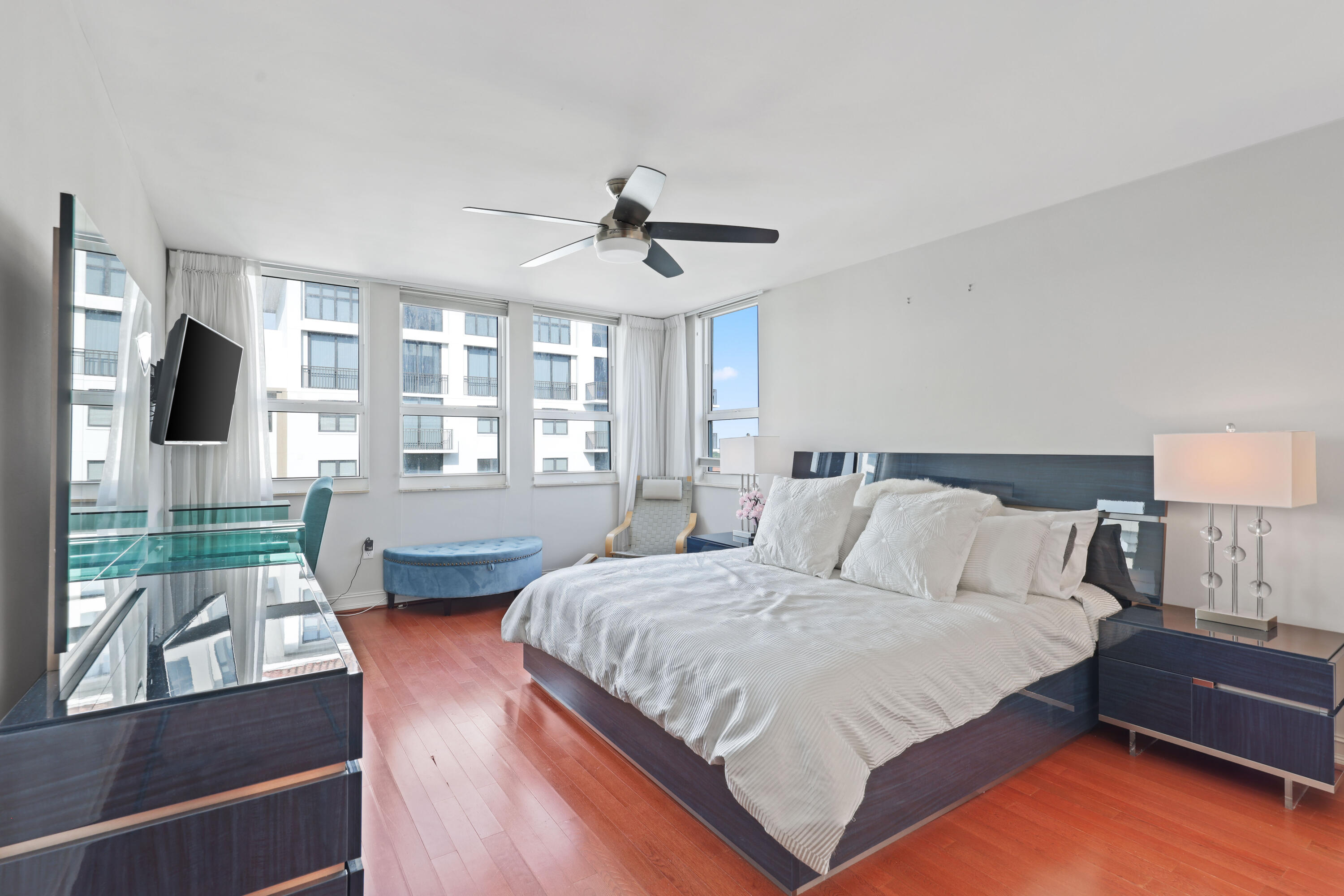 99 SE Mizner Boulevard