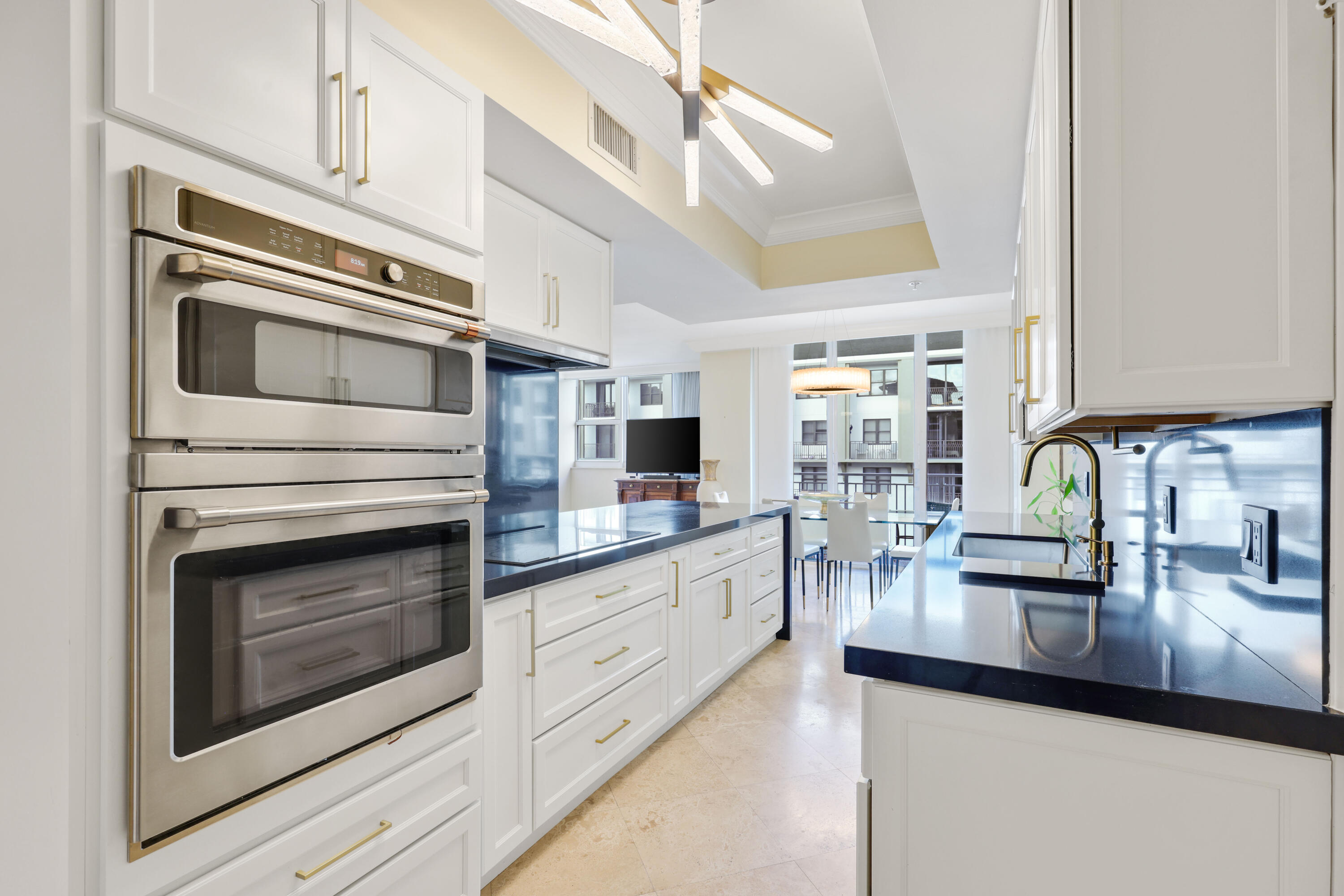 99 SE Mizner Boulevard