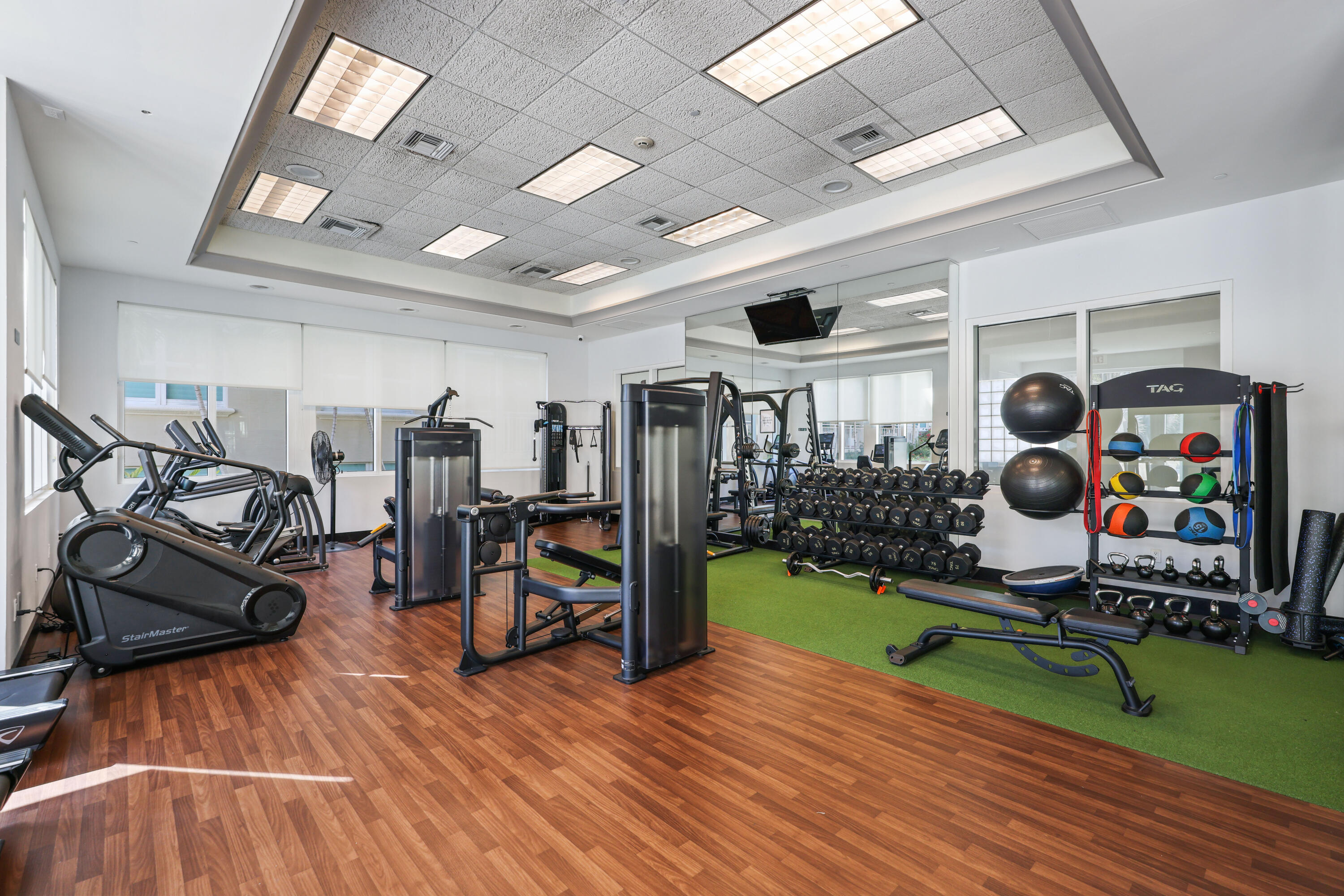 99 SE Mizner Boulevard