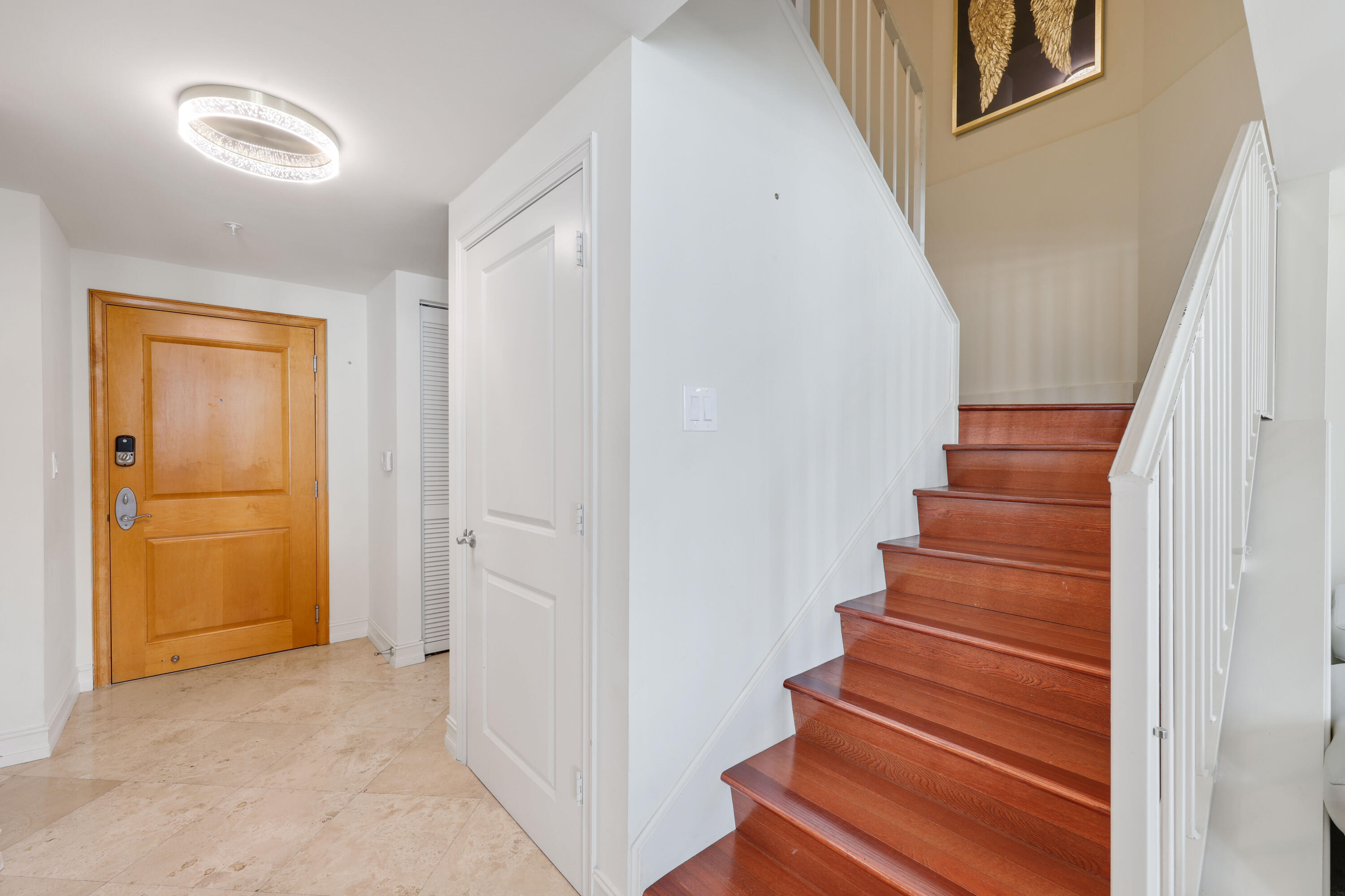 99 SE Mizner Boulevard