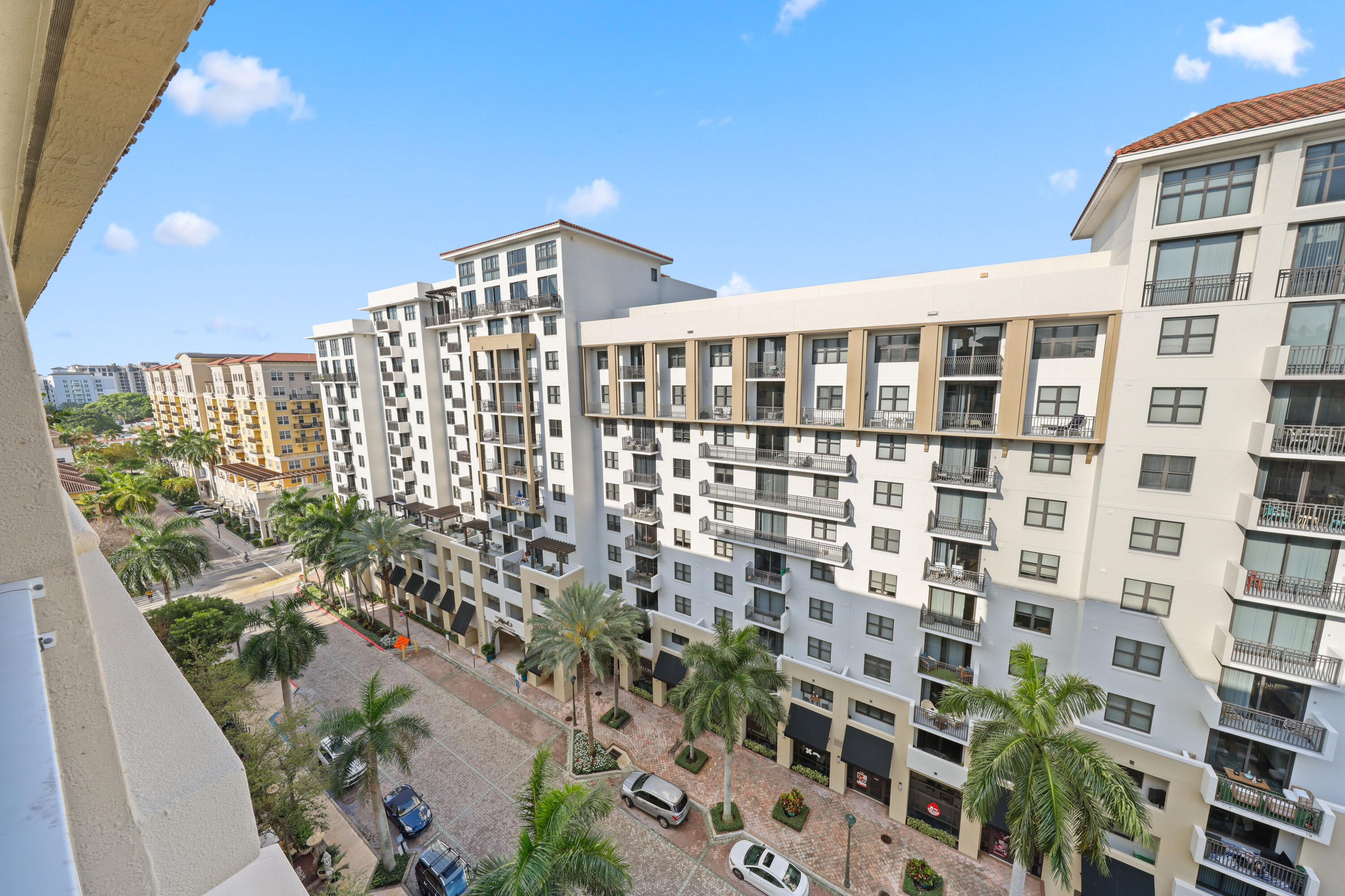 99 SE Mizner Boulevard