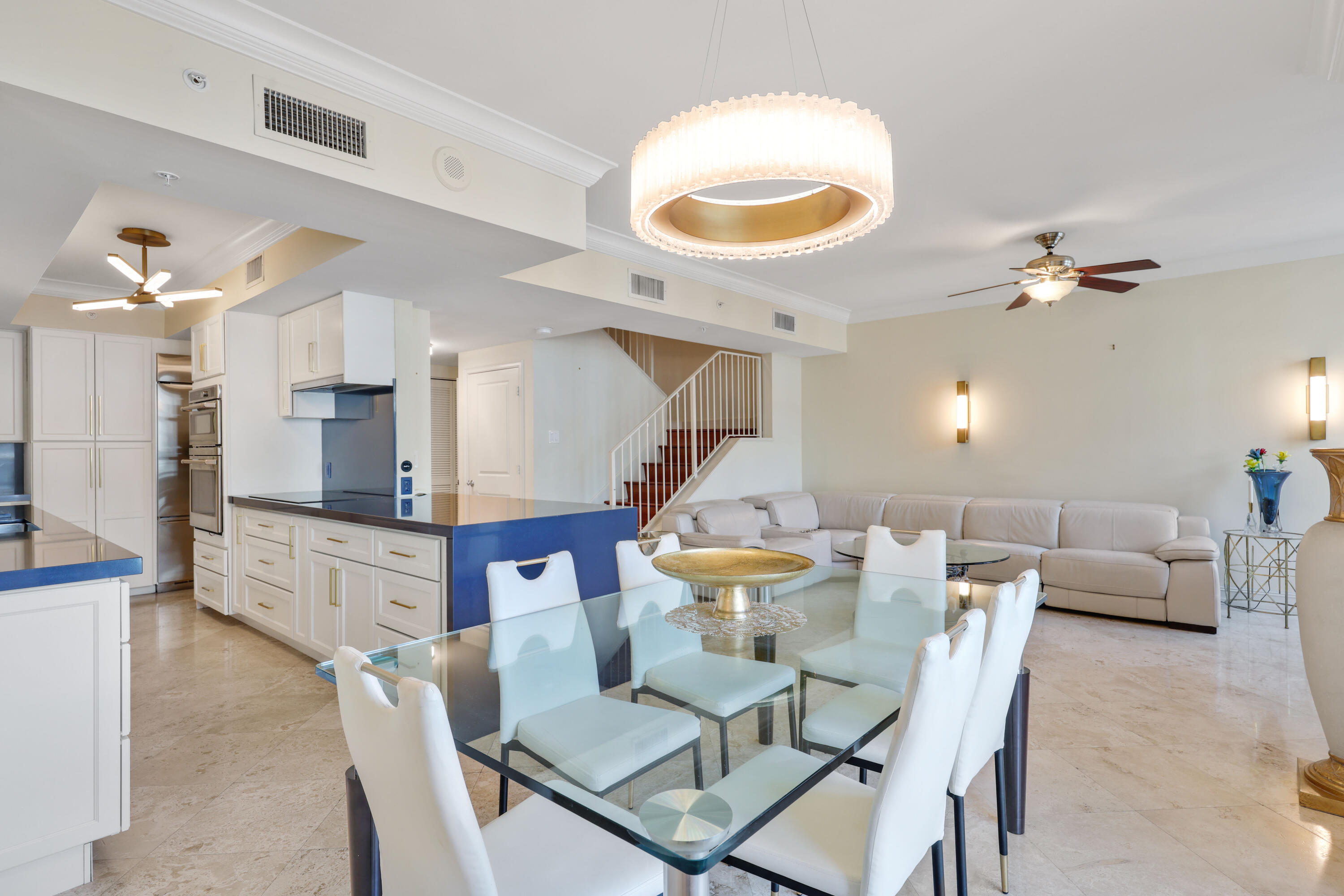 99 SE Mizner Boulevard