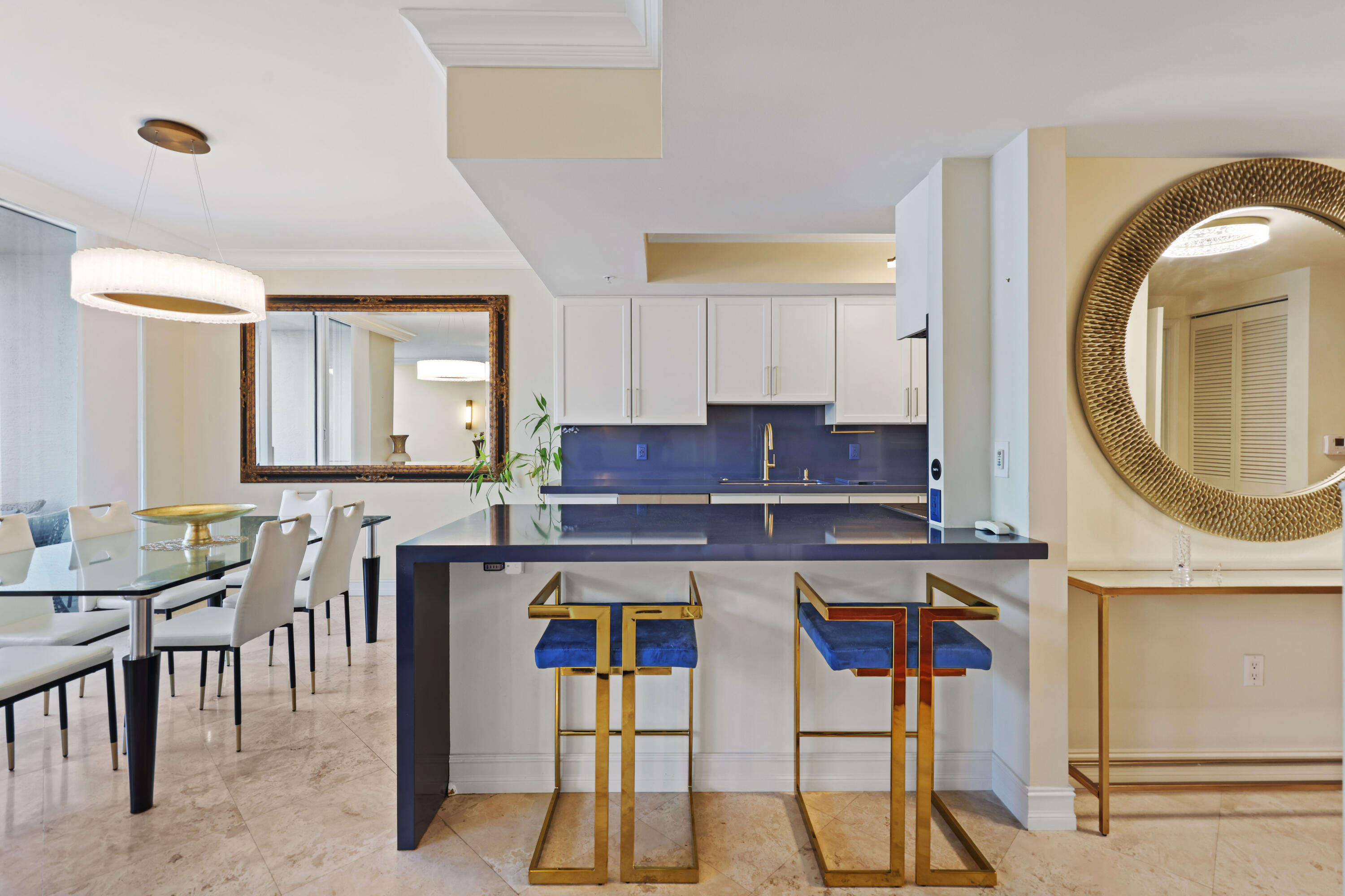 99 SE Mizner Boulevard