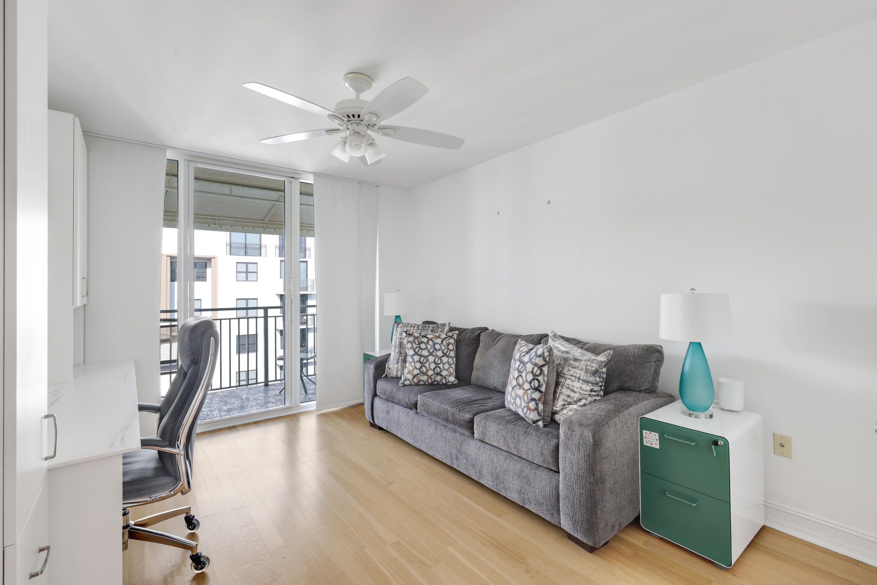 99 SE Mizner Boulevard