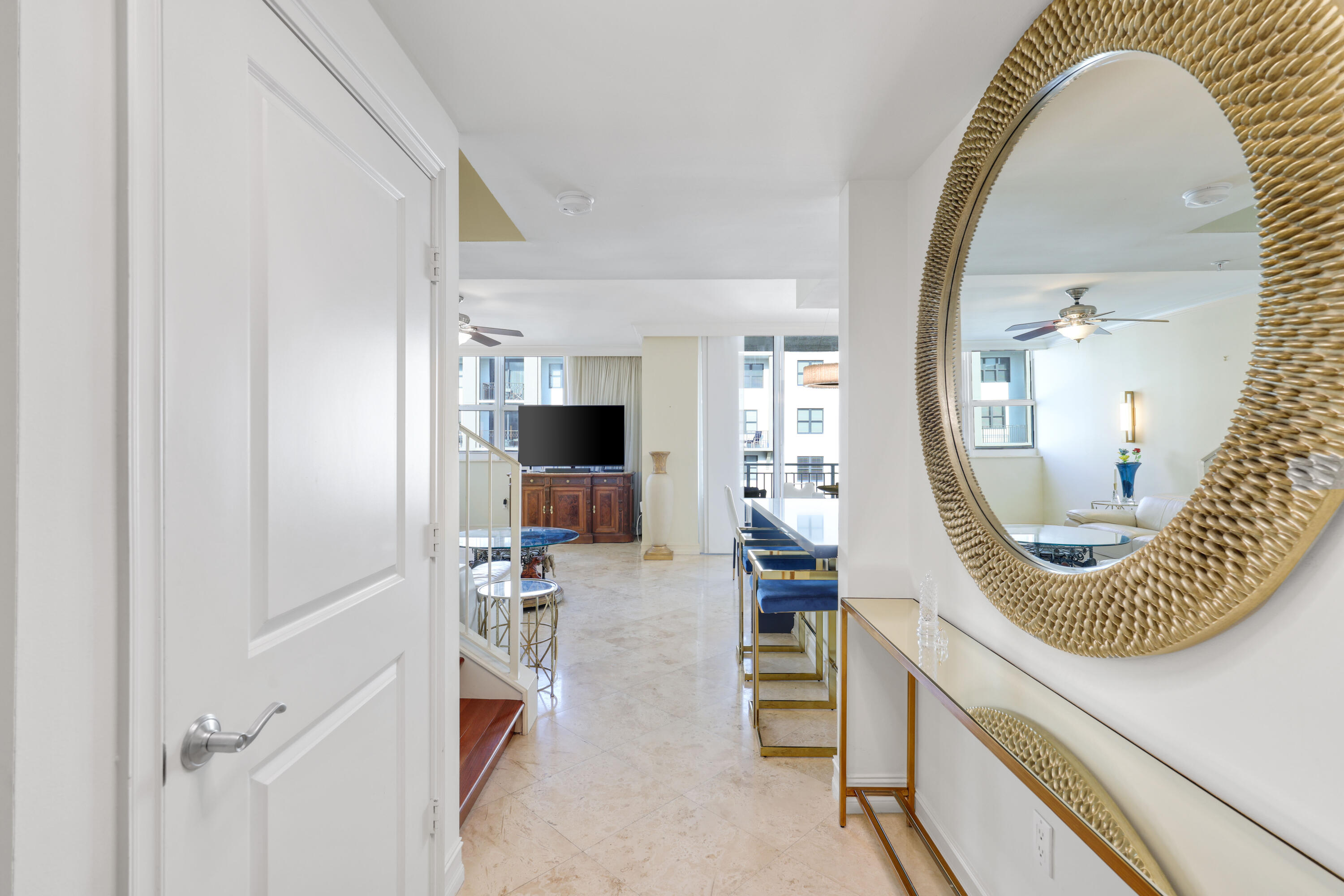 99 SE Mizner Boulevard