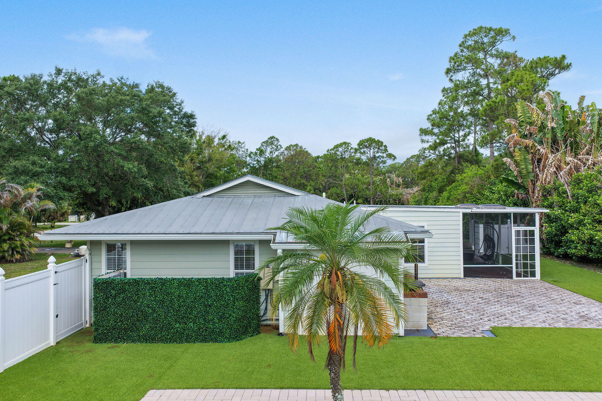 16582 Mellen Lane, Farms