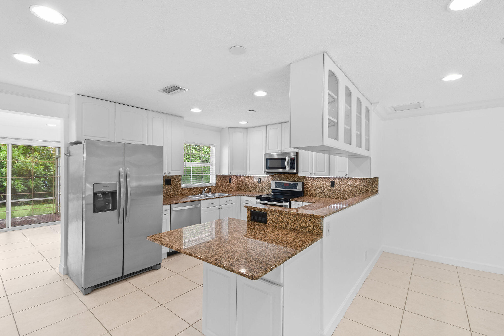 16582 Mellen Lane, Farms